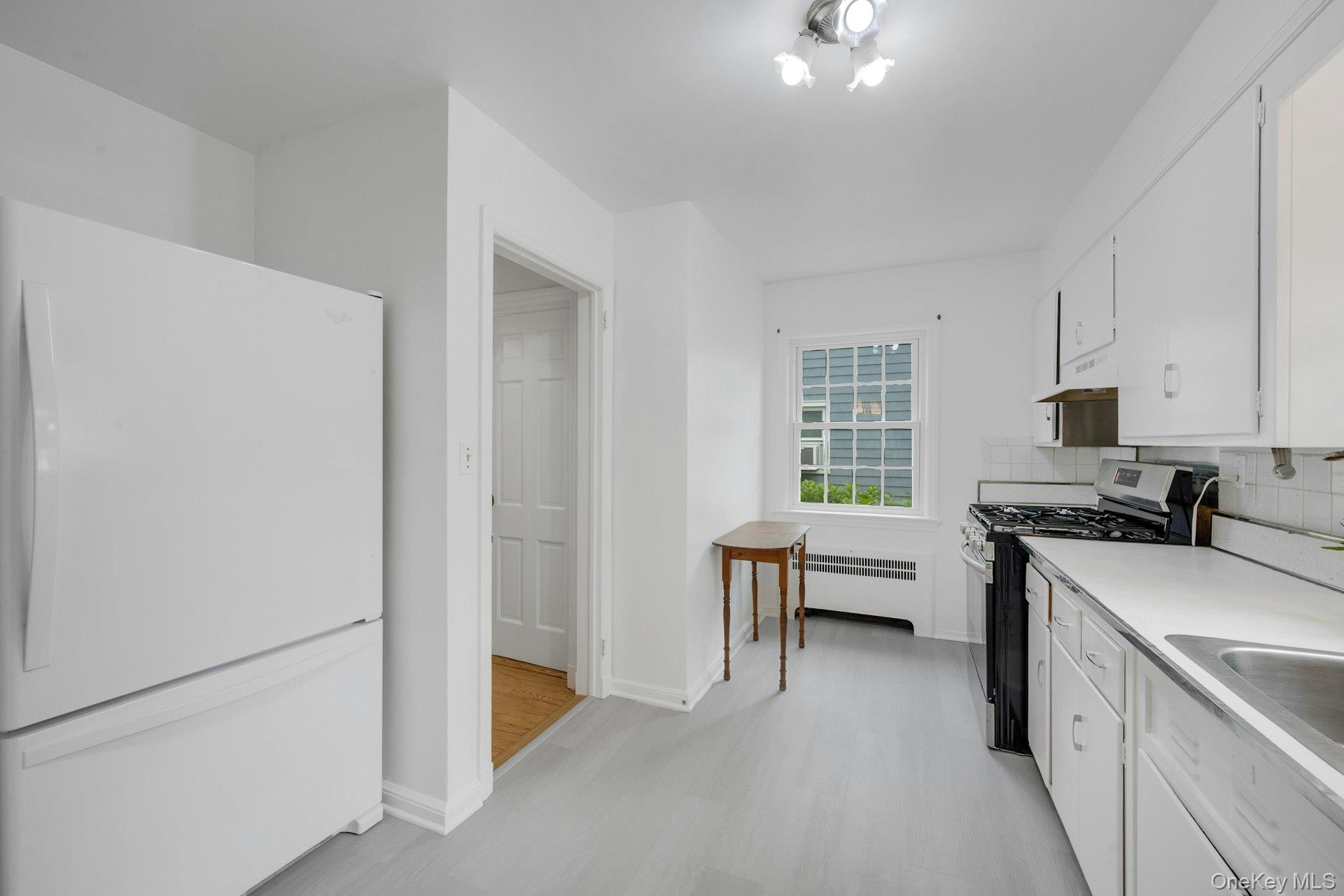 #9 photo, 136 White Road, Scarsdale , NY 10583