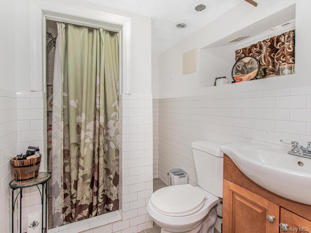 #17 photo, 3992 Rombouts Avenue, Bronx , NY 10466