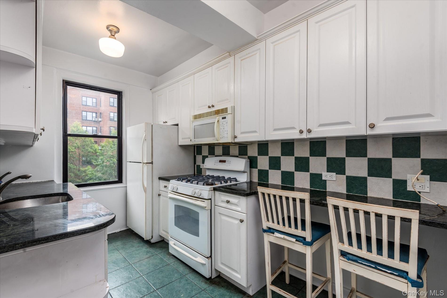 #12 photo, 72 Park Terrace West, マンハッタン New York (Manhattan) , NY 10034