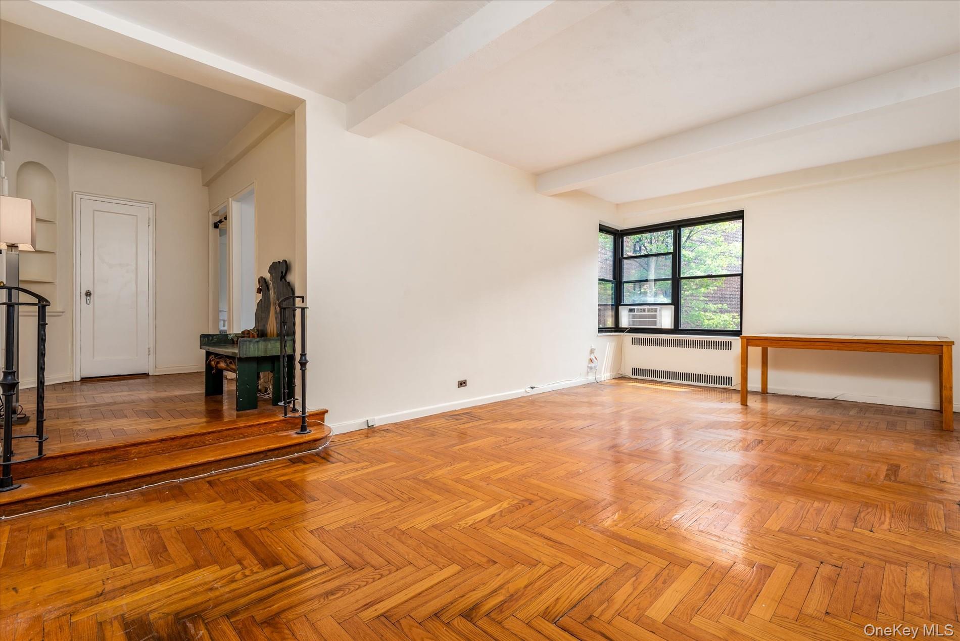 #2 photo, 72 Park Terrace West, マンハッタン New York (Manhattan) , NY 10034