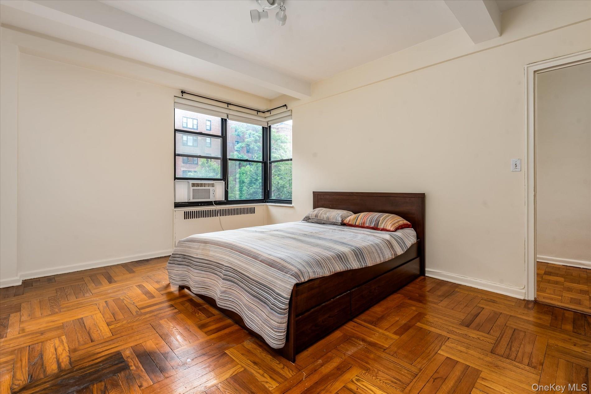 #9 photo, 72 Park Terrace West, マンハッタン New York (Manhattan) , NY 10034