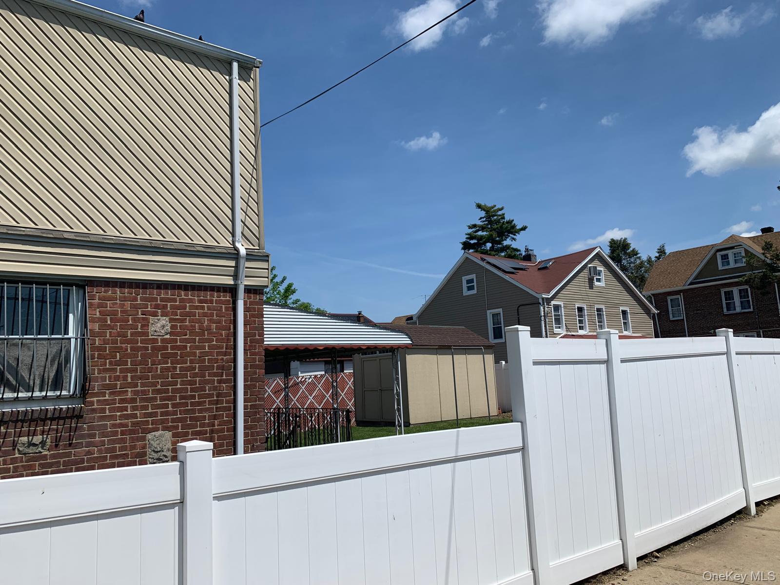 #3 photo, 217-05 104th Avenue, クイーンズ区 Queens Village , NY 11429