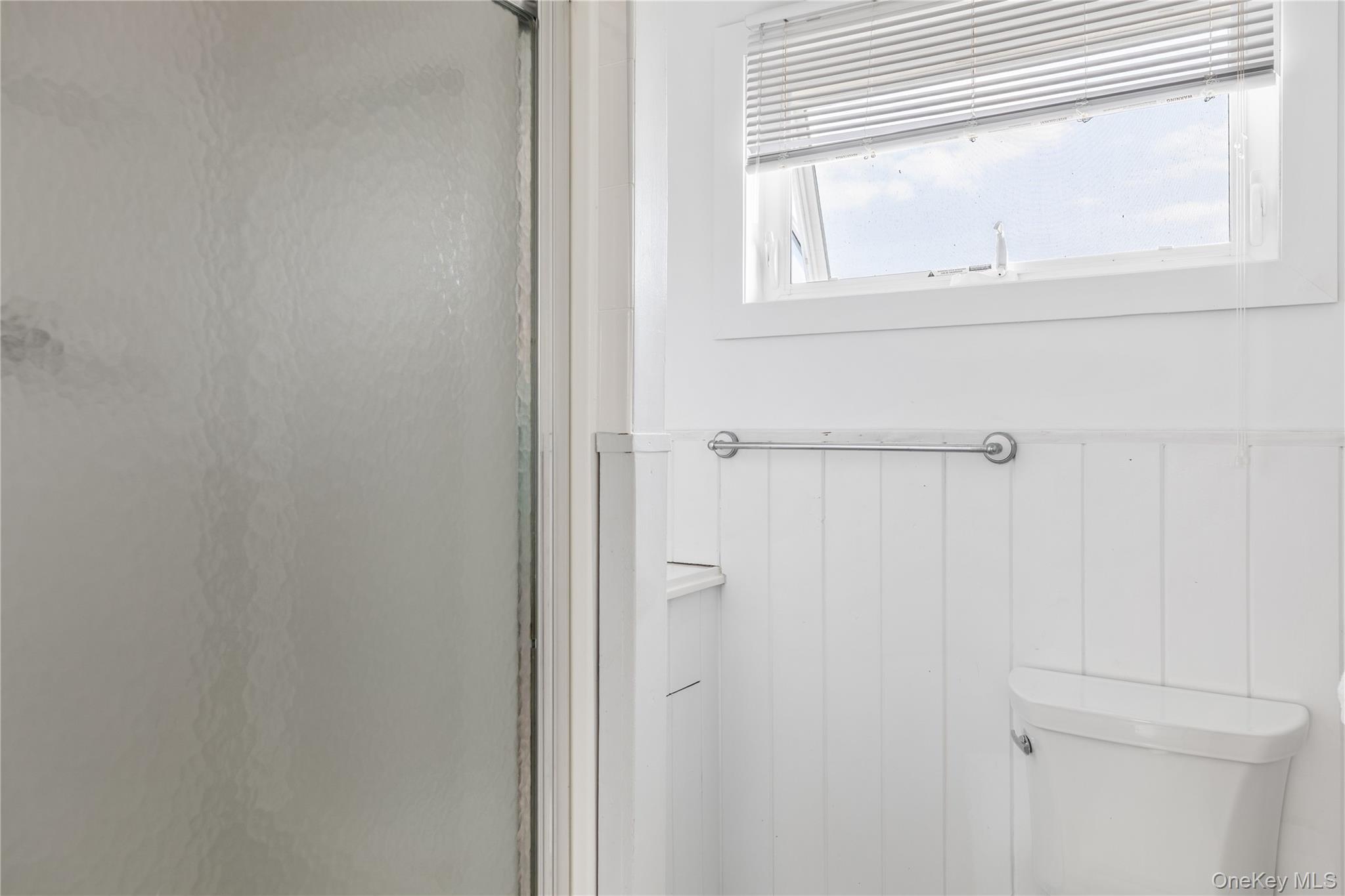 #15 photo, 59 Laurel Avenue, サフォーク郡 Seaview , NY 11770