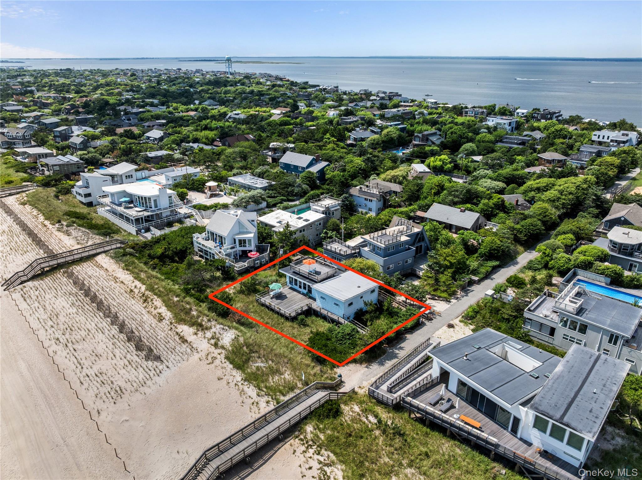 #2 photo, 59 Laurel Avenue, サフォーク郡 Seaview , NY 11770