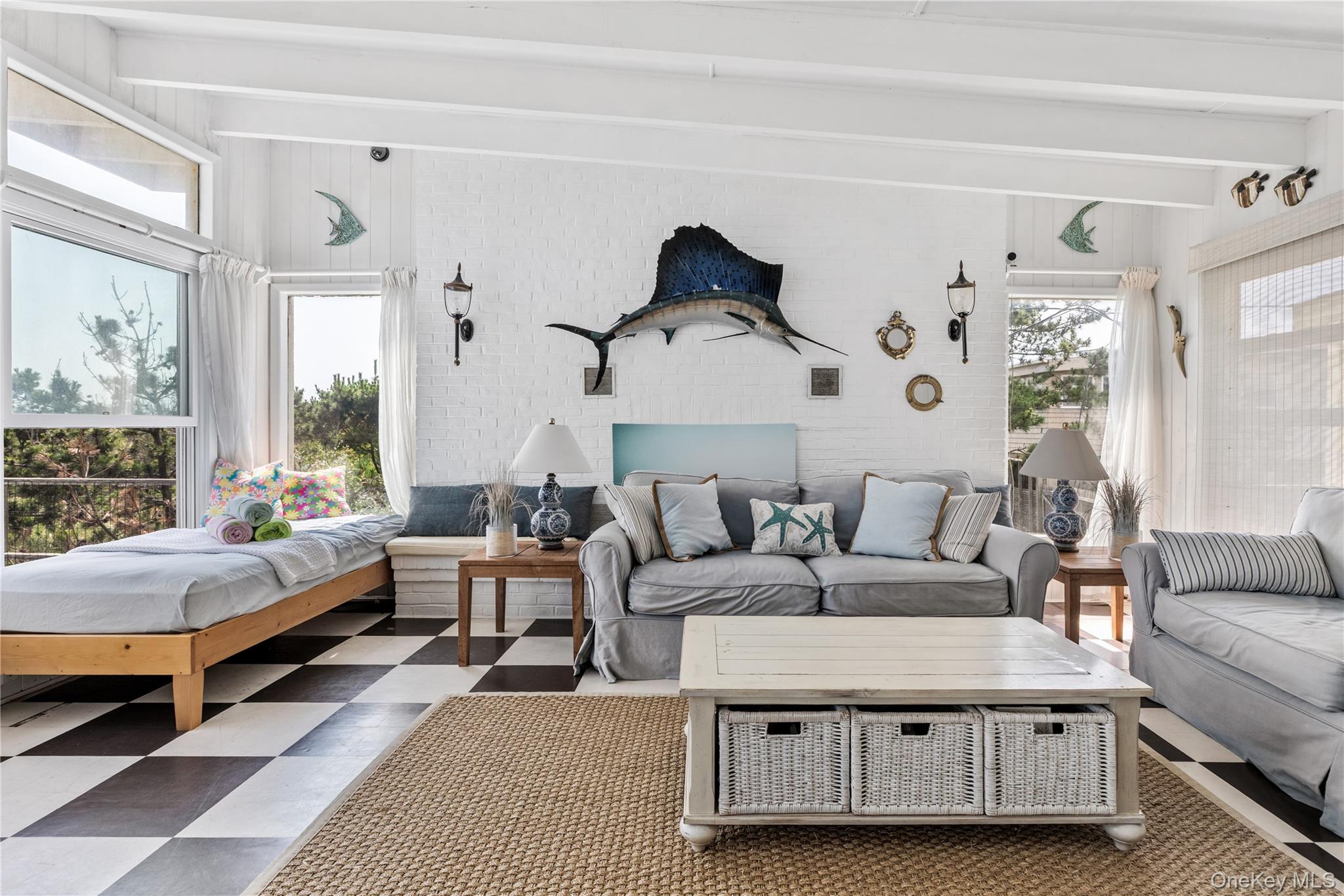 #6 photo, 59 Laurel Avenue, サフォーク郡 Seaview , NY 11770