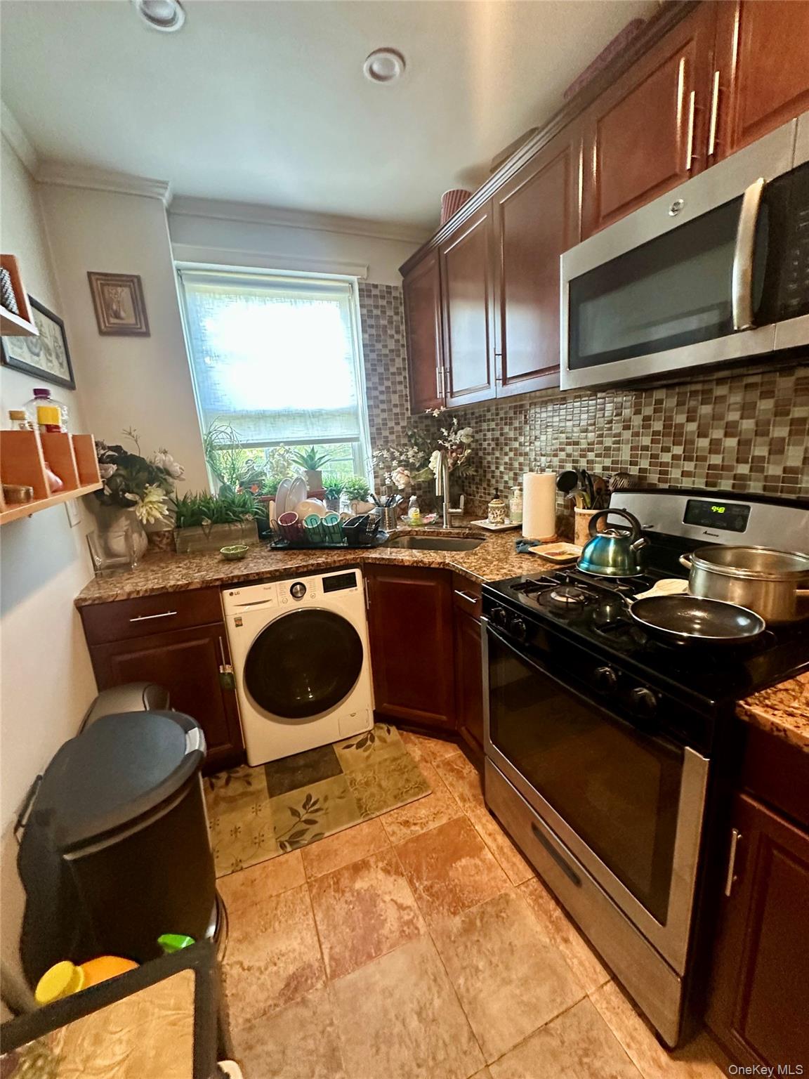 #8 photo, 141-04 77th Avenue, クイーンズ区 Flushing , NY 11367