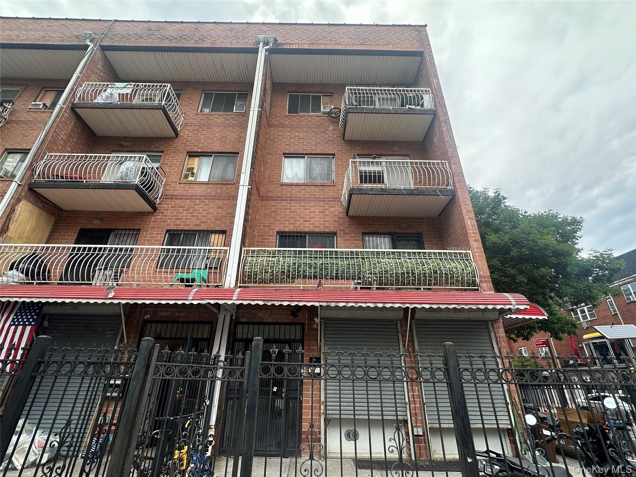 #2 photo, 85-45 Britton Avenue, クイーンズ区 Elmhurst , NY 11373