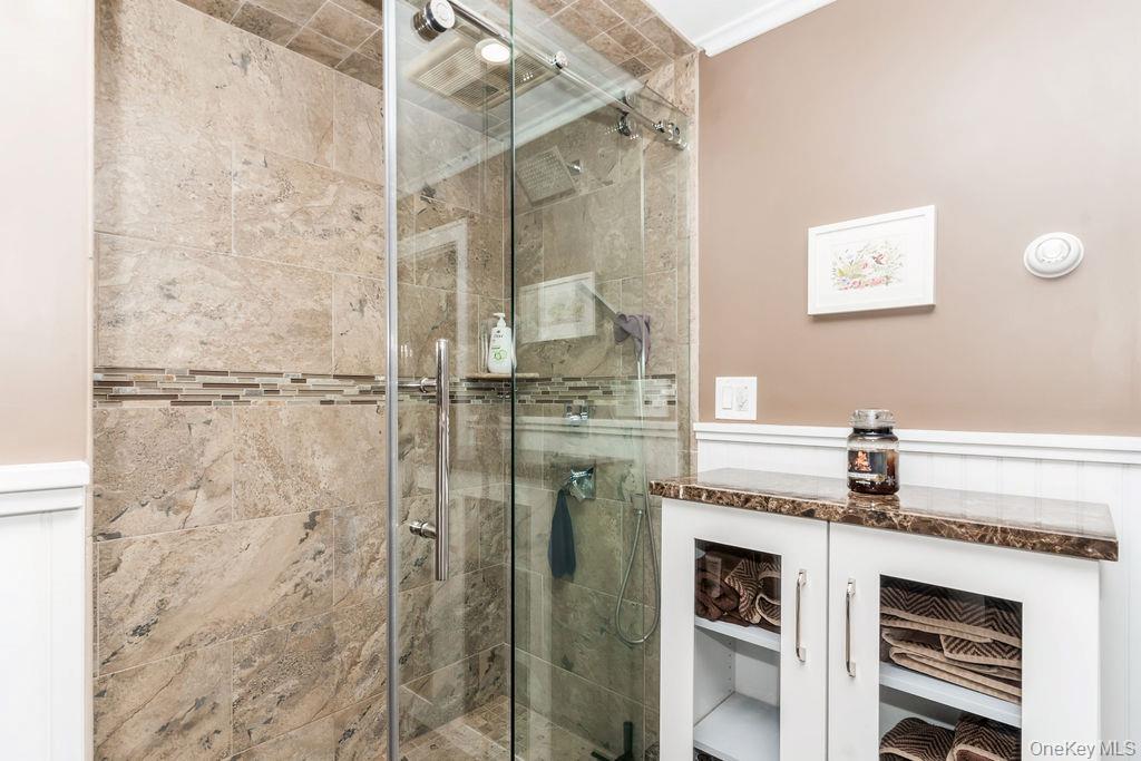 #18 photo, 105 Howell Street, ナッソー郡 Bellmore , NY 11710