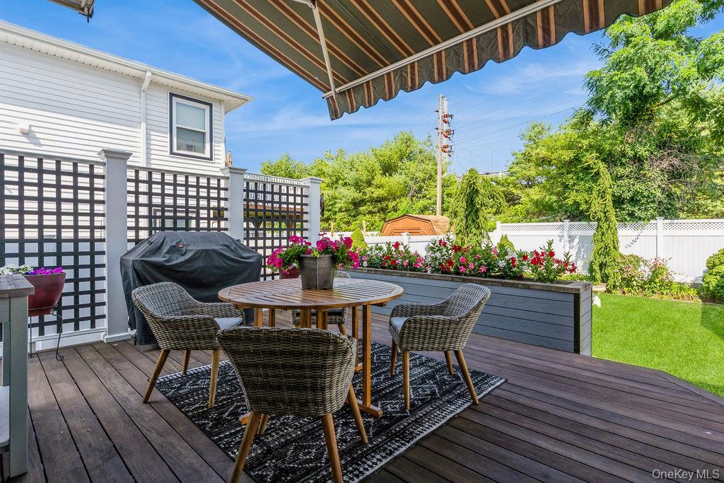 #4 photo, 105 Howell Street, ナッソー郡 Bellmore , NY 11710