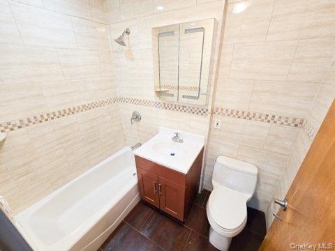 #16 photo, 9508 65th Road, クイーンズ区 Rego Park , NY 11374