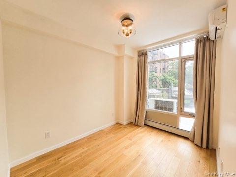 #5 photo, 9508 65th Road, クイーンズ区 Rego Park , NY 11374