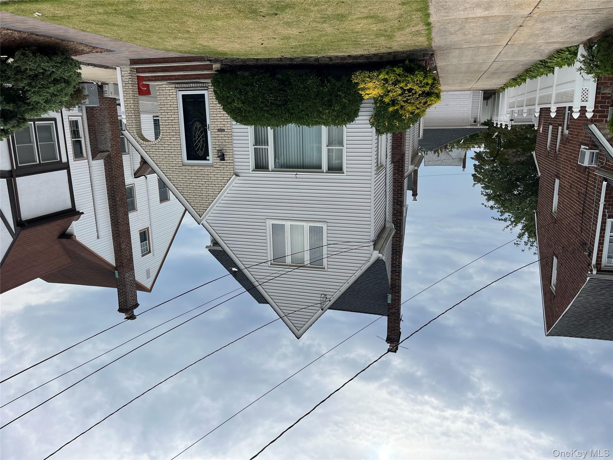 #1 photo, 463 Macatee Place, Mineola , NY 11501