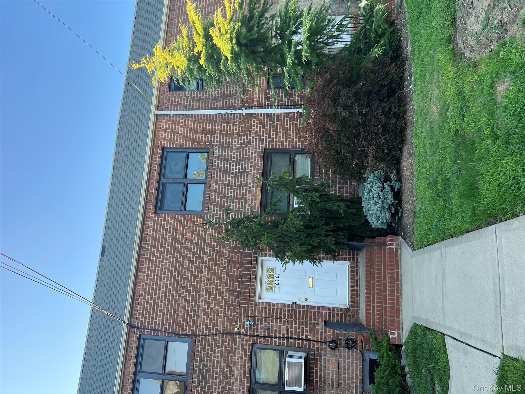 #2 photo, 203-07 35th Avenue, クイーンズ区 Bayside , NY 11361