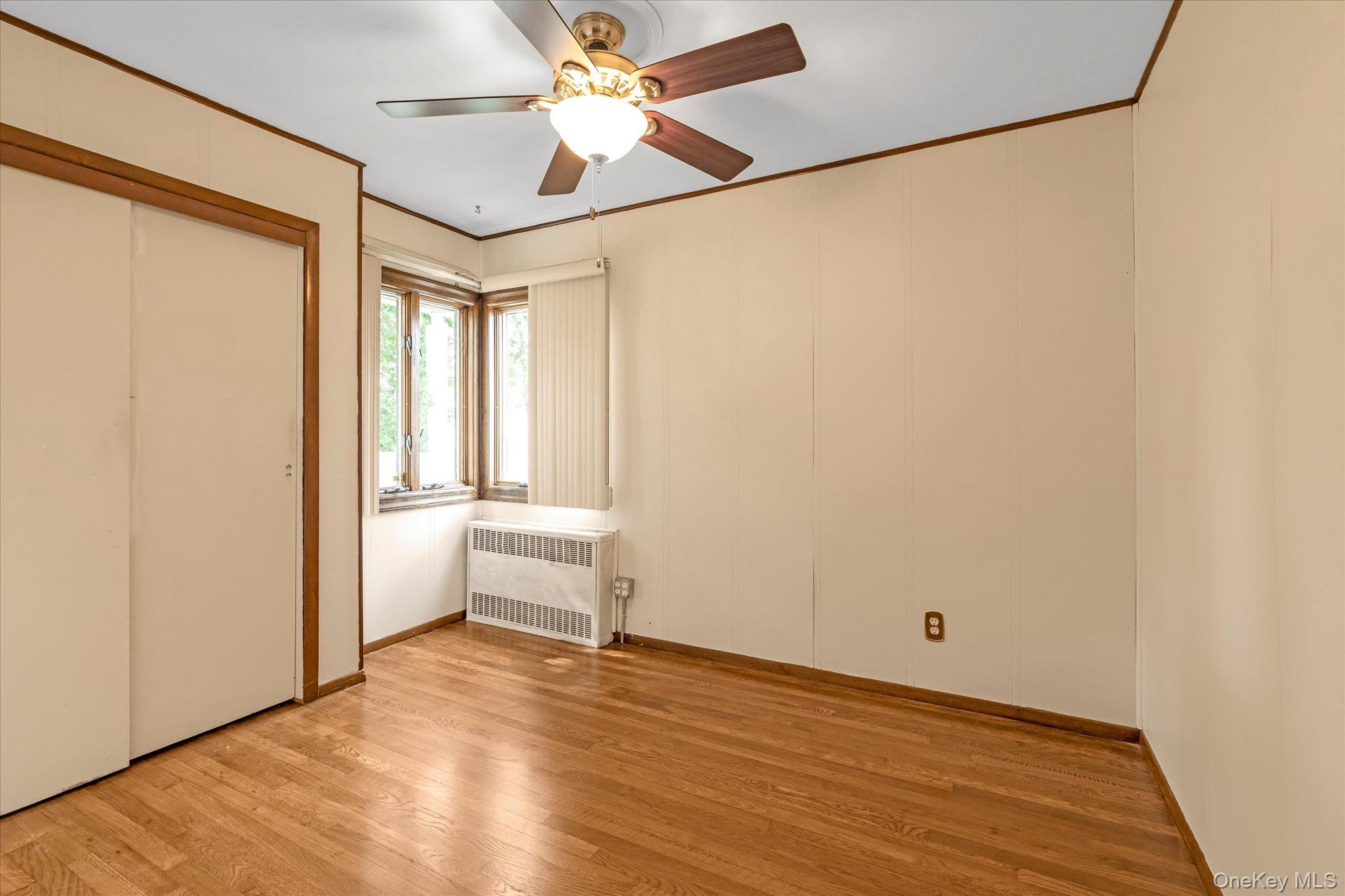 #10 photo, 1628 Oswego Street, 长岛 East Meadow , NY 11554