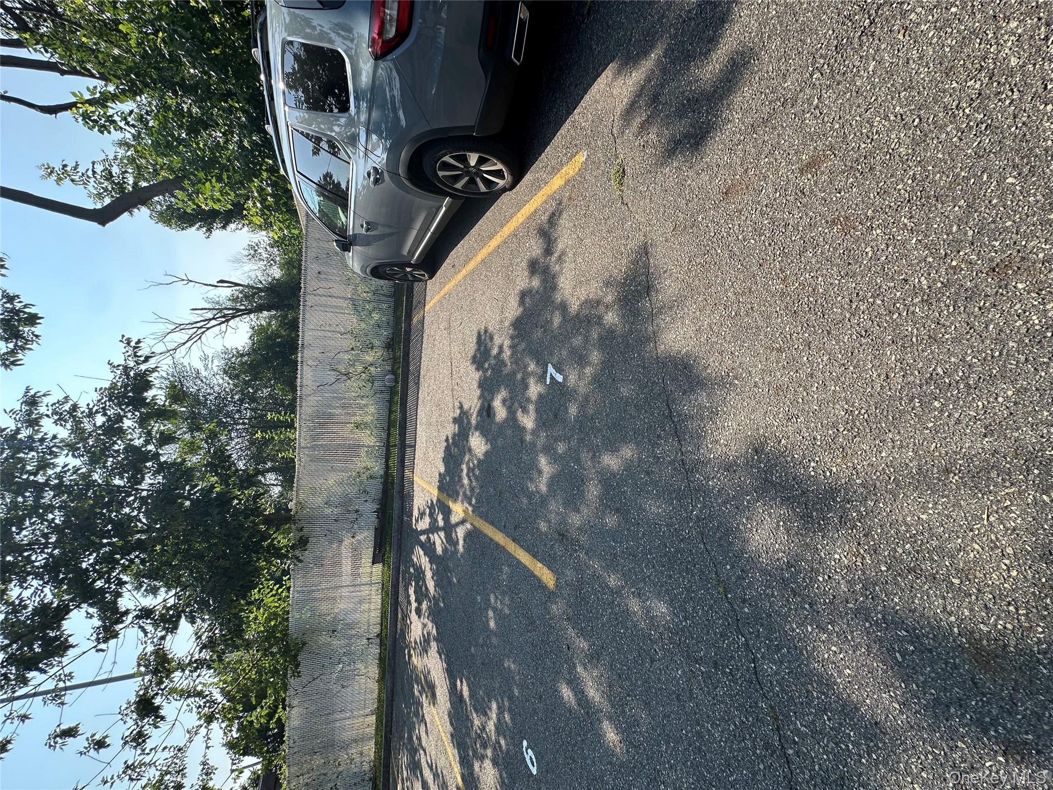 #4 photo, 342 Union Avenue, #P7, スタテンアイランド Staten Island , NY 10303