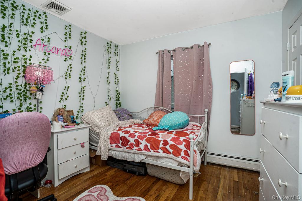 #12 photo, 42 Hendrickson Avenue, नासाउ काउंटी Lynbrook , NY 11563