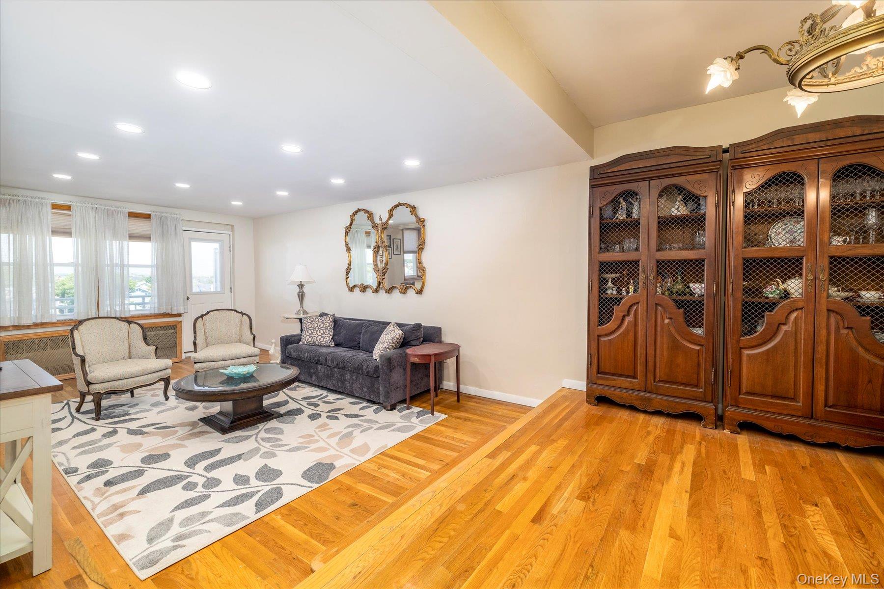 #4 photo, 522 Shore Road, ナッソー郡 Long Beach , NY 11561