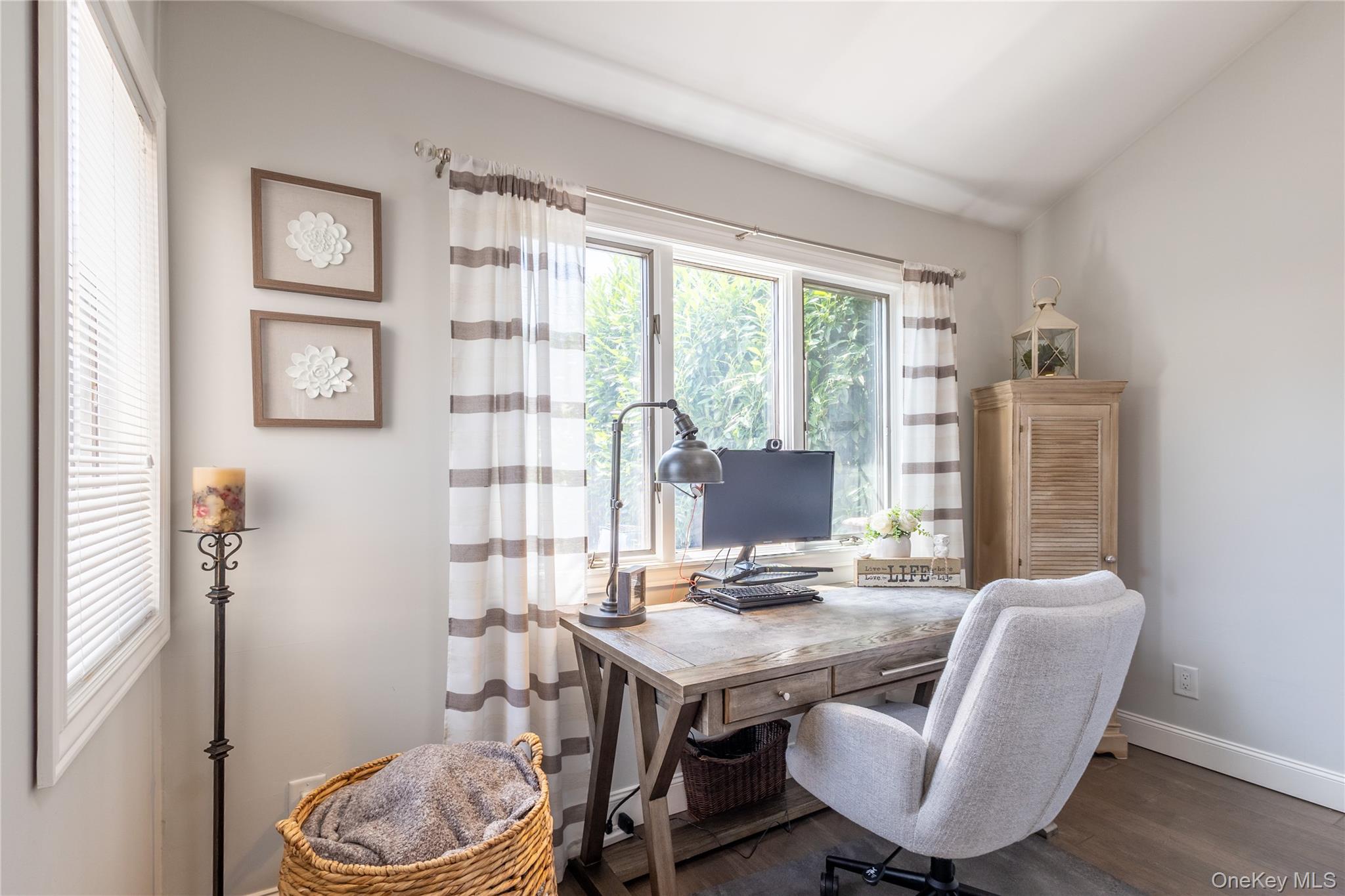 #14 photo, 64 Jeremy Circle, サフォーク郡 Nesconset , NY 11767