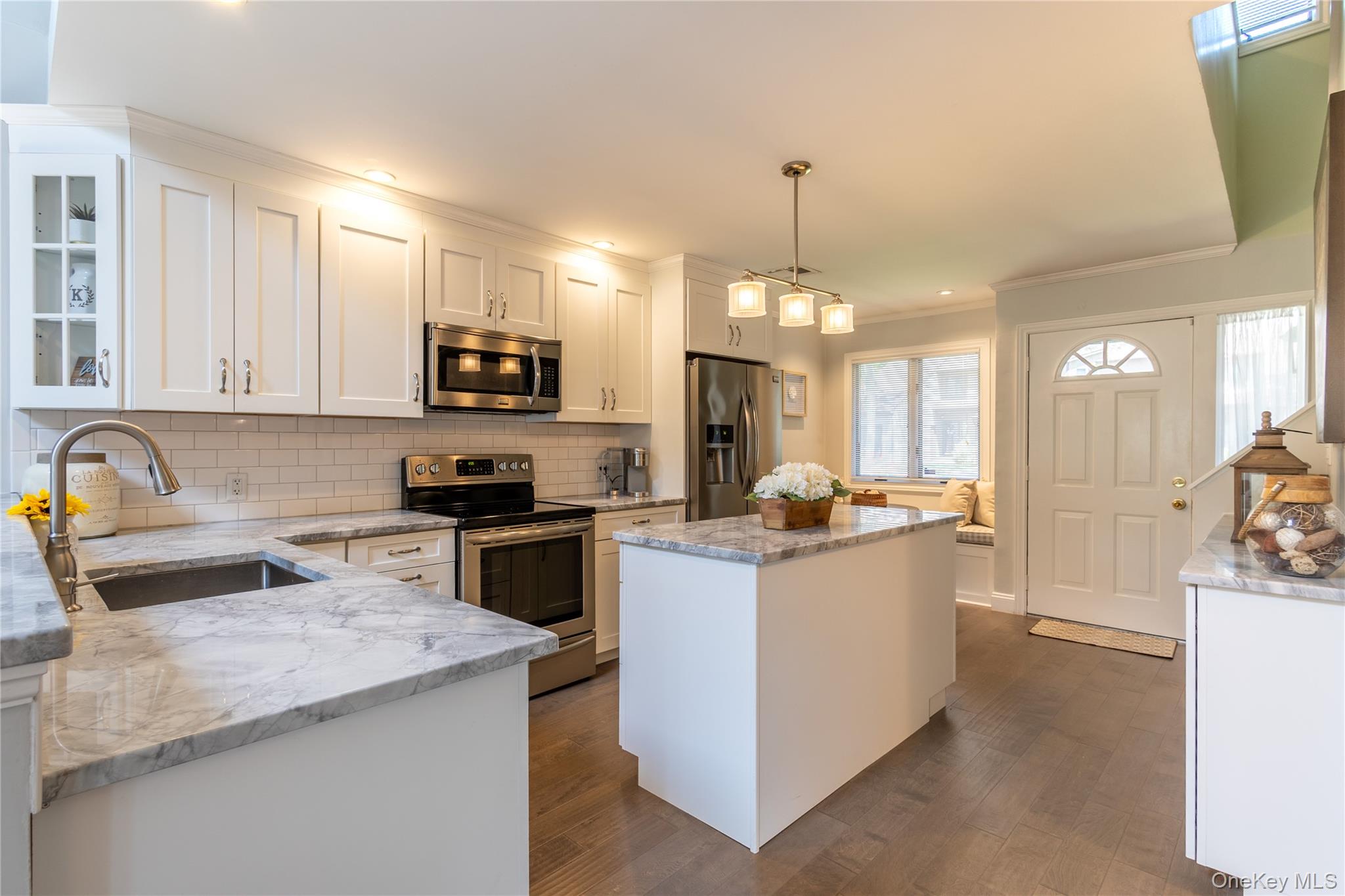 #4 photo, 64 Jeremy Circle, サフォーク郡 Nesconset , NY 11767