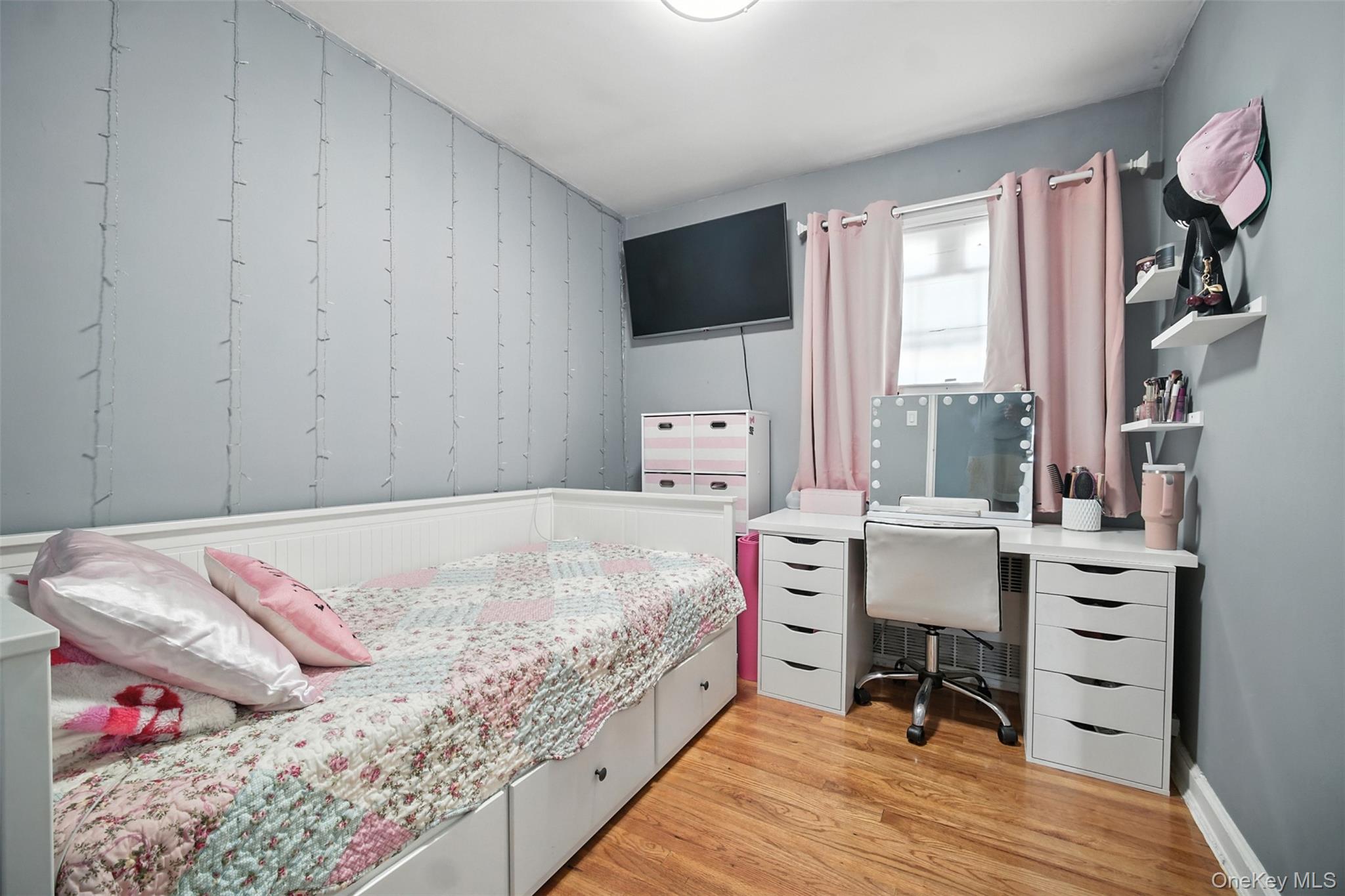 #14 photo, 112 Casper Street, Valley Stream , NY 11580