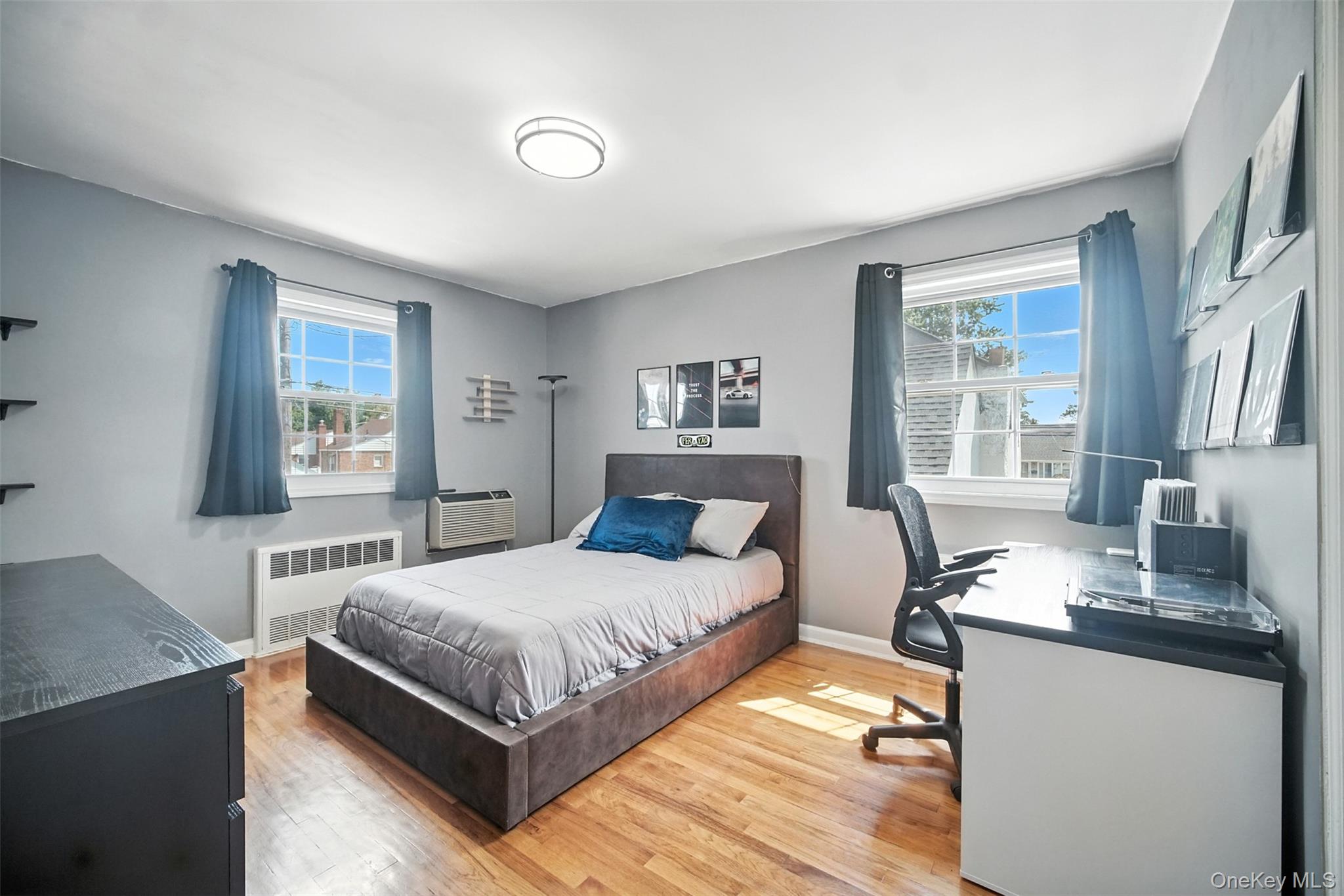 #16 photo, 112 Casper Street, Valley Stream , NY 11580