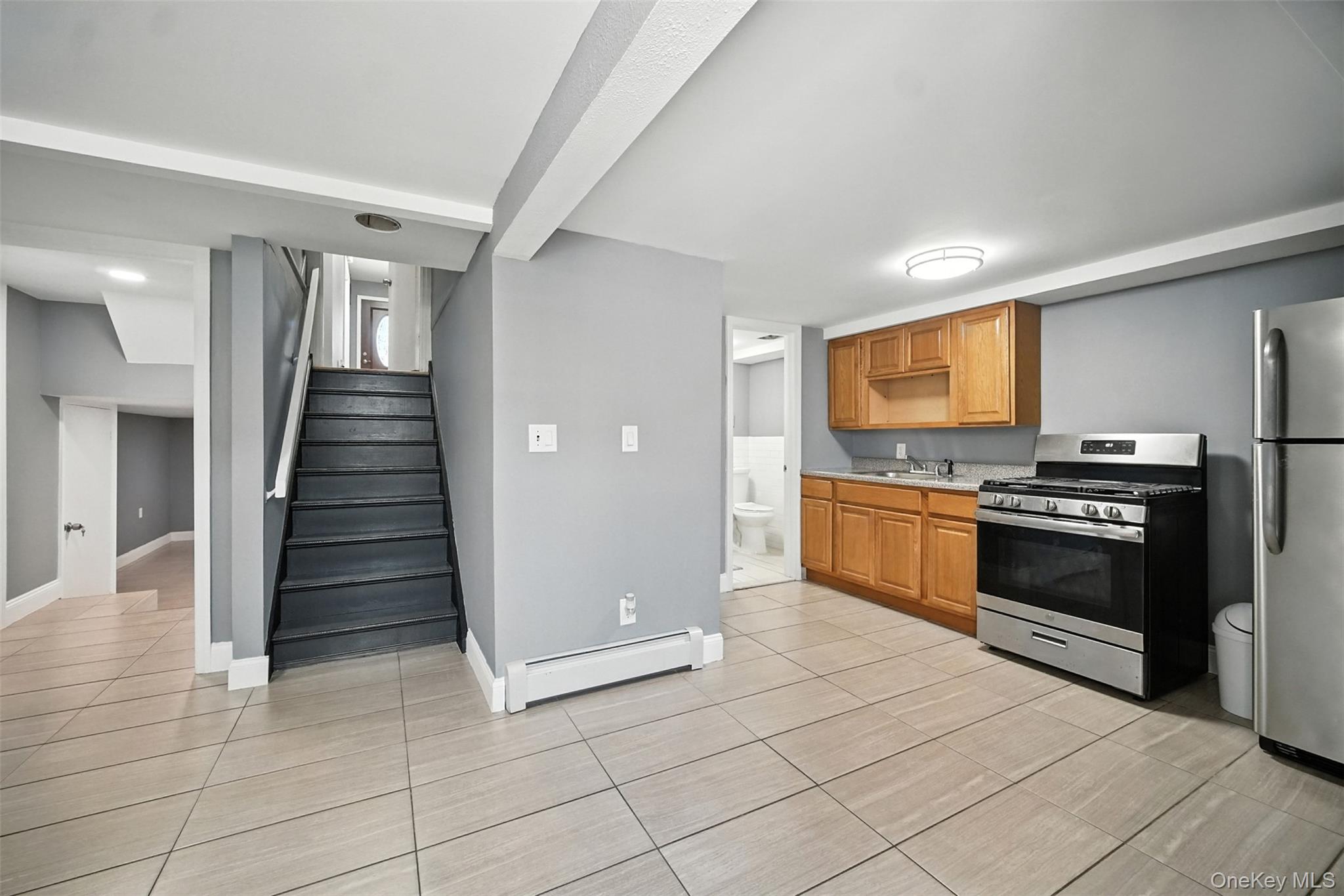 #19 photo, 112 Casper Street, Valley Stream , NY 11580