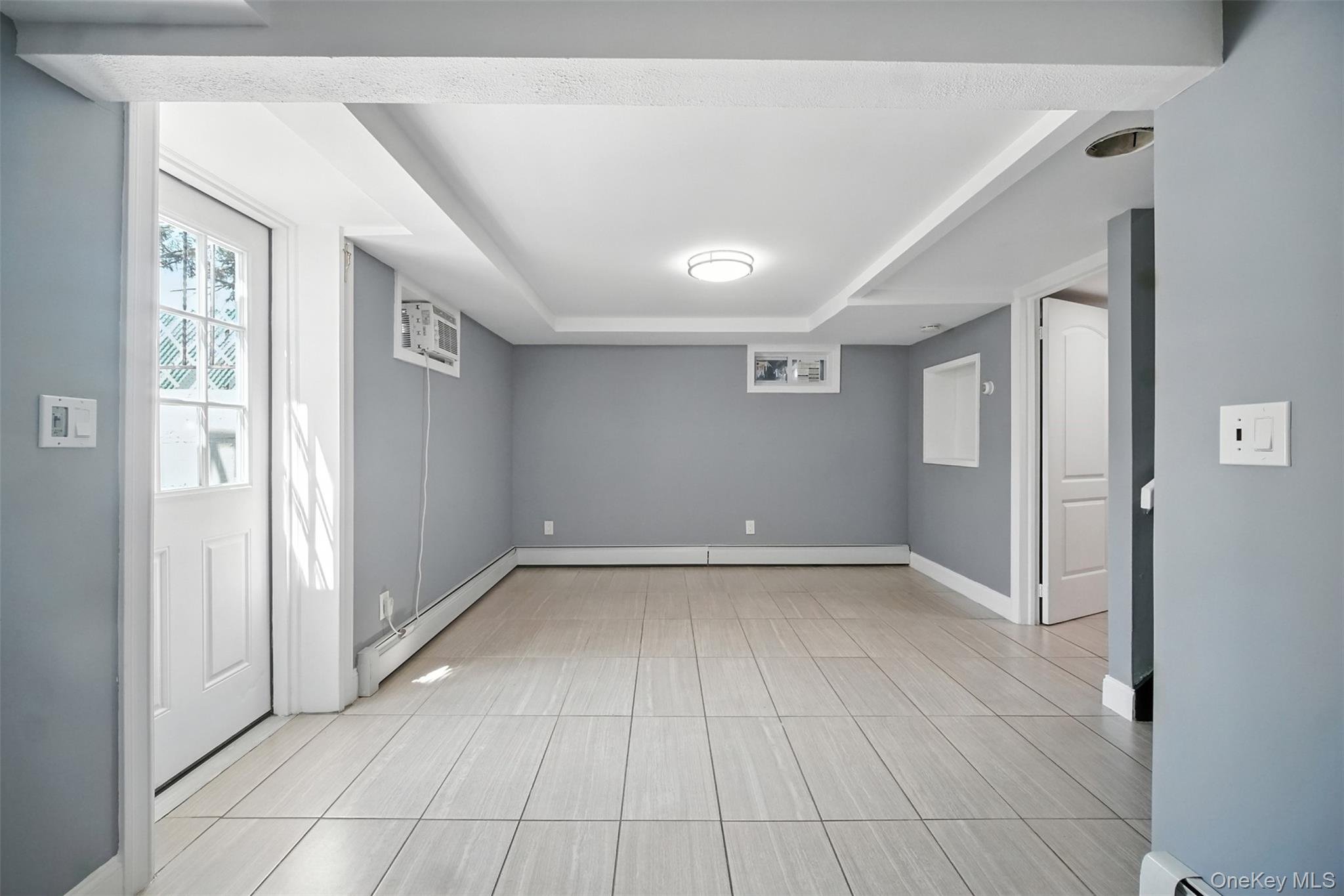 #20 photo, 112 Casper Street, Valley Stream , NY 11580