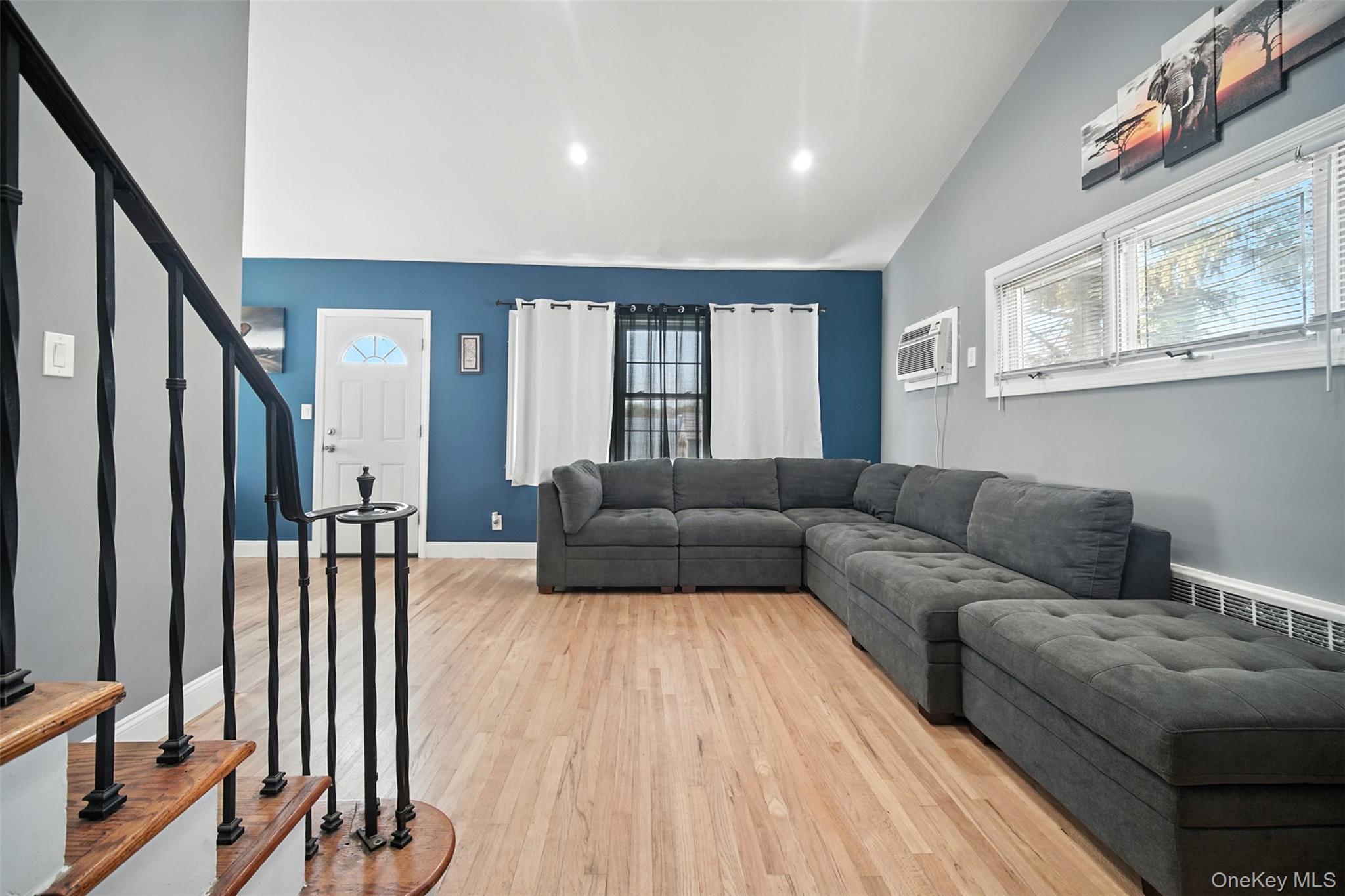 #4 photo, 112 Casper Street, Valley Stream , NY 11580