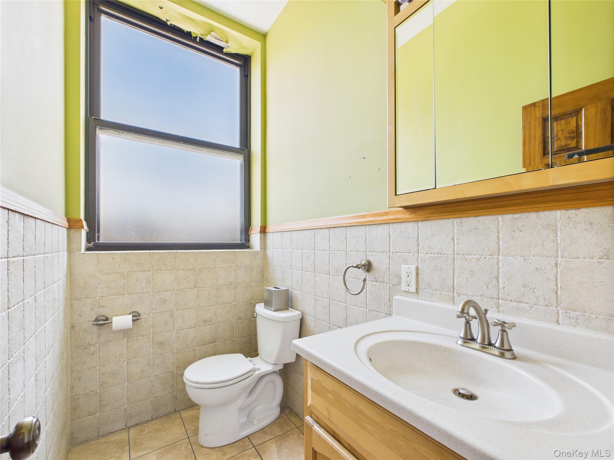 #18 photo, 1005 35th Avenue, クイーンズ区 Astoria , NY 11106