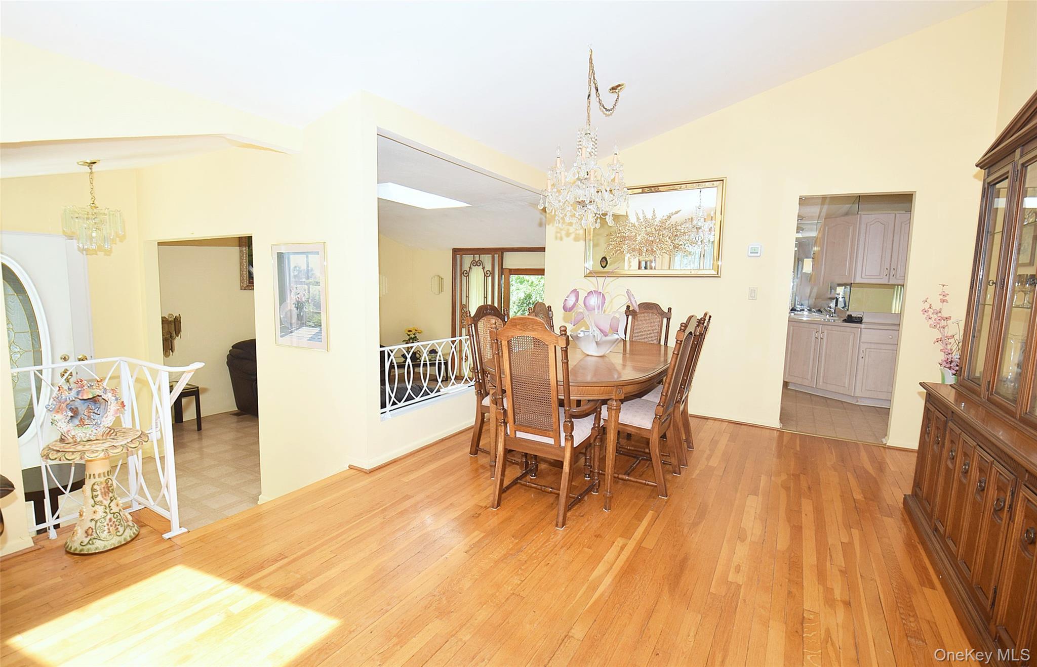 #11 photo, 42 Lauren Avenue, サフォーク郡 Dix Hills , NY 11746