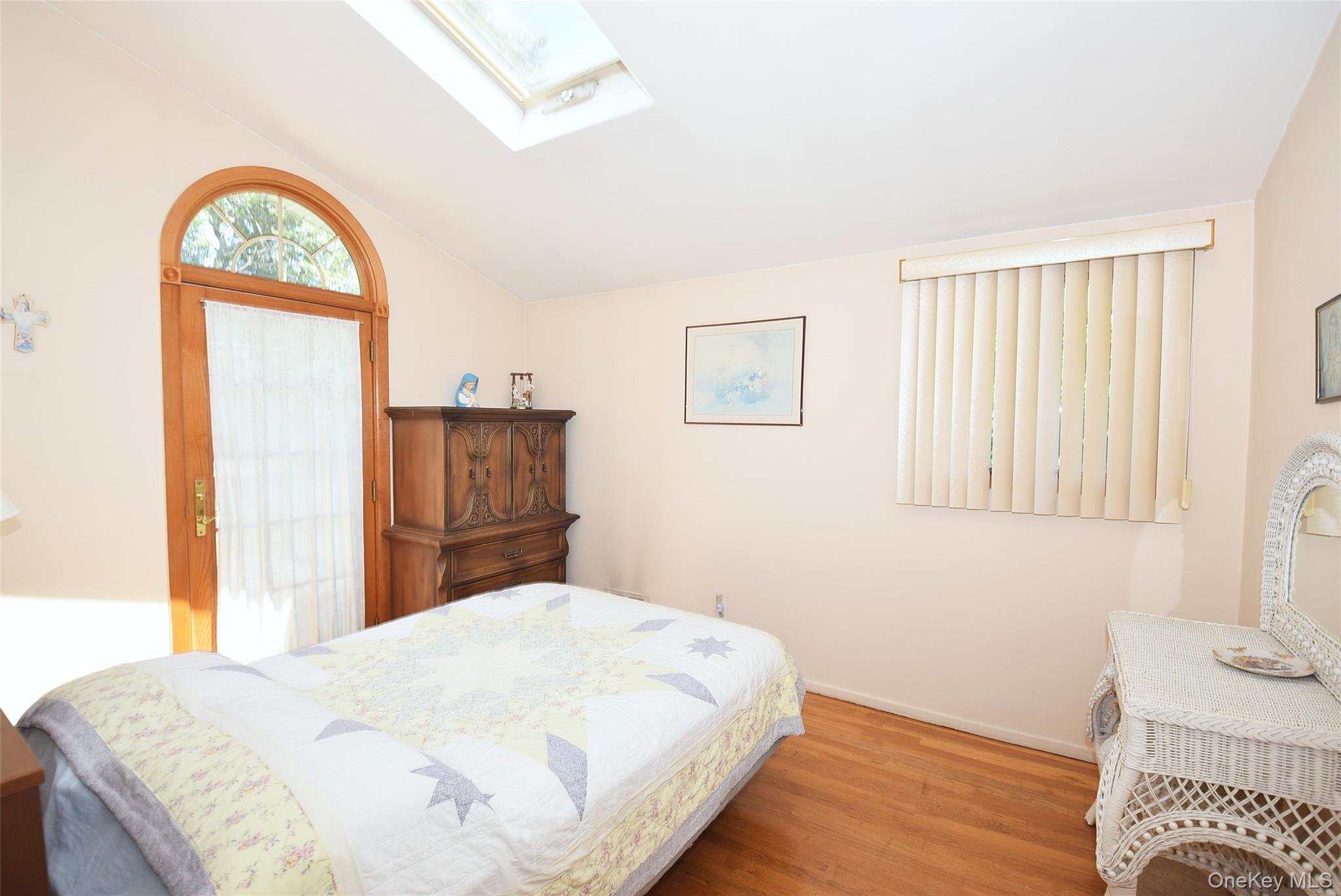 #19 photo, 42 Lauren Avenue, サフォーク郡 Dix Hills , NY 11746