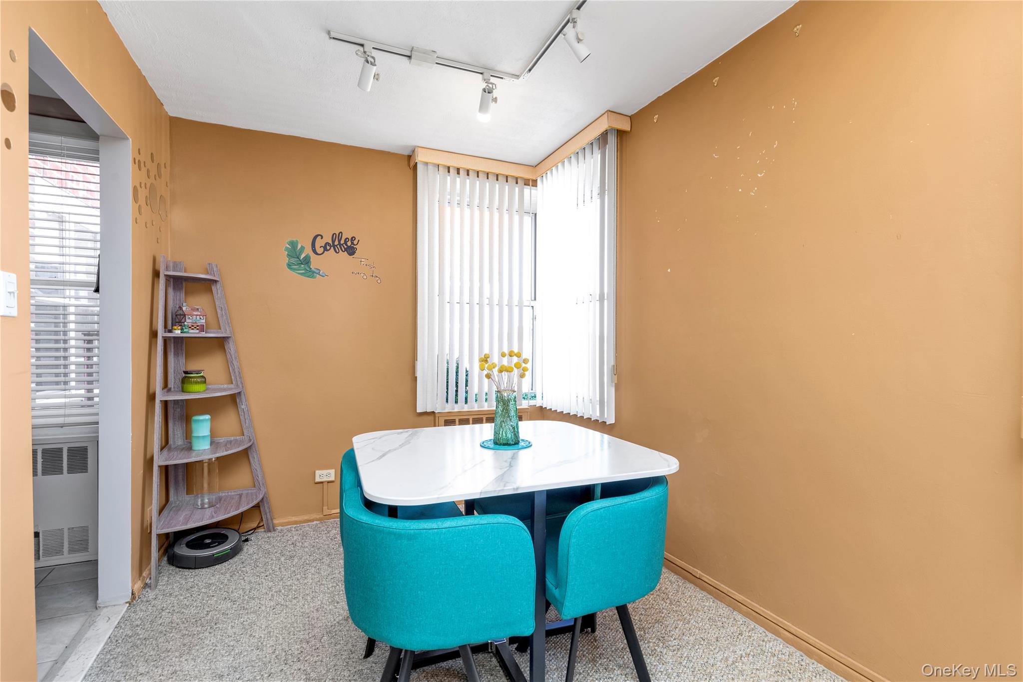 #4 photo, 209-20 18th Avenue, クイーンズ区 Bayside , NY 11360