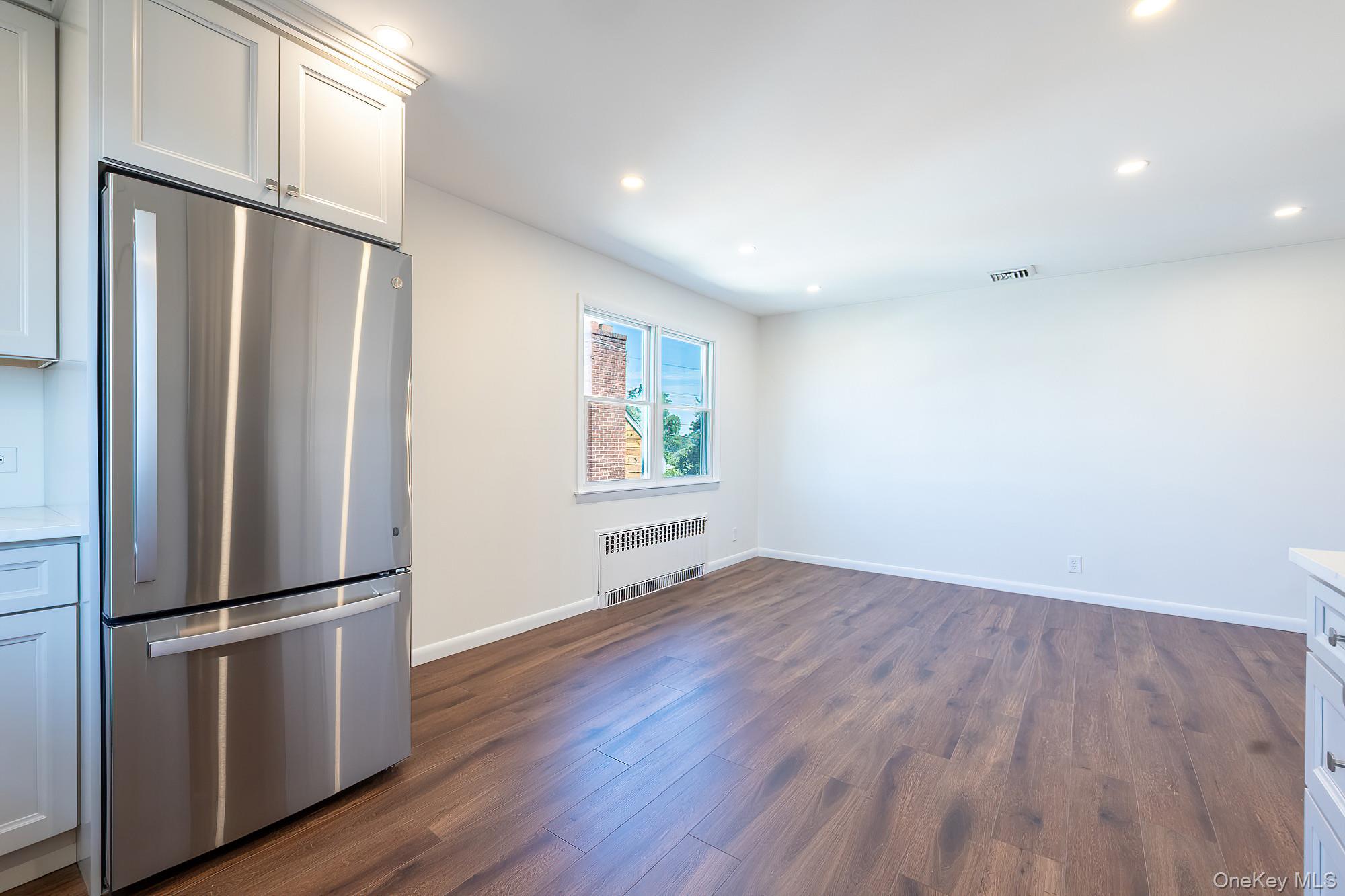 #7 photo, 107 E Woodside Avenue, West Harrison , NY 10604