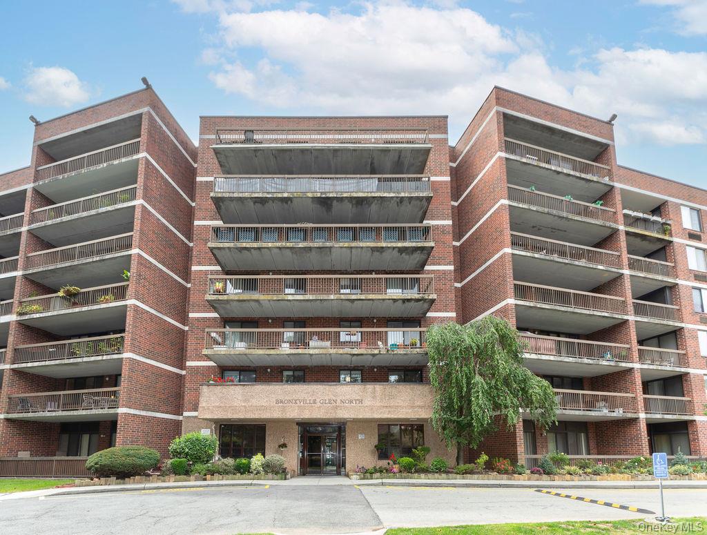 #1 photo, 1374 Midland Avenue Avenue, Bronxville , NY 10708