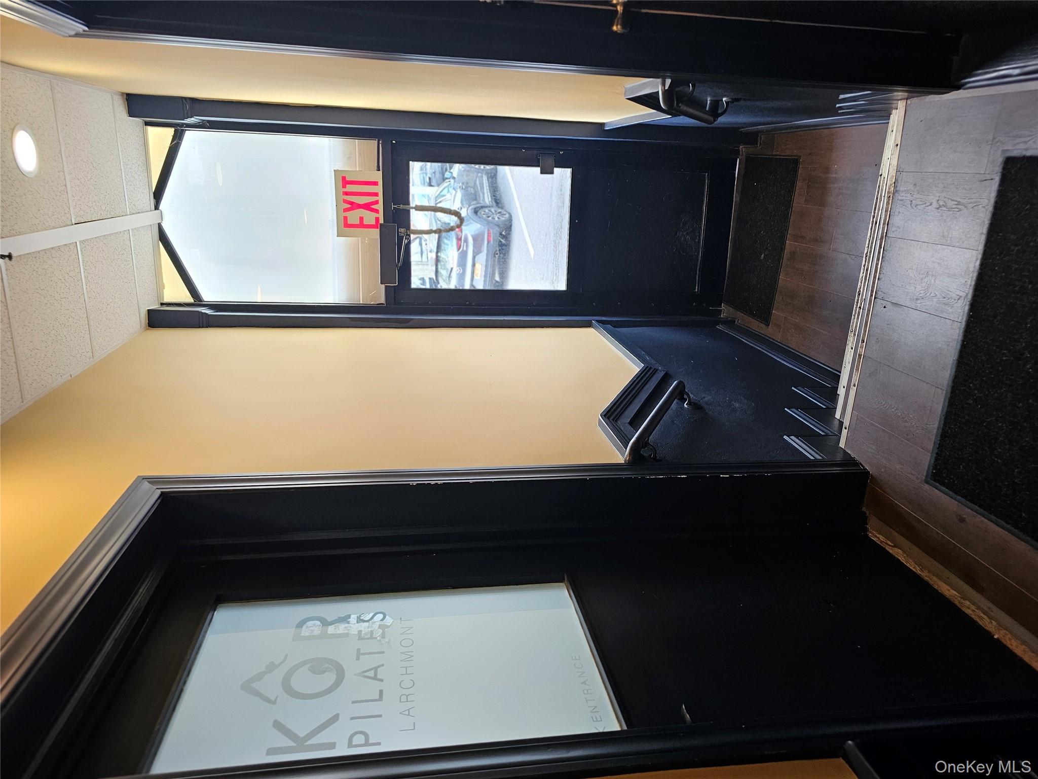 #8 photo, 2094 Boston Post Road, Larchmont , NY 10538