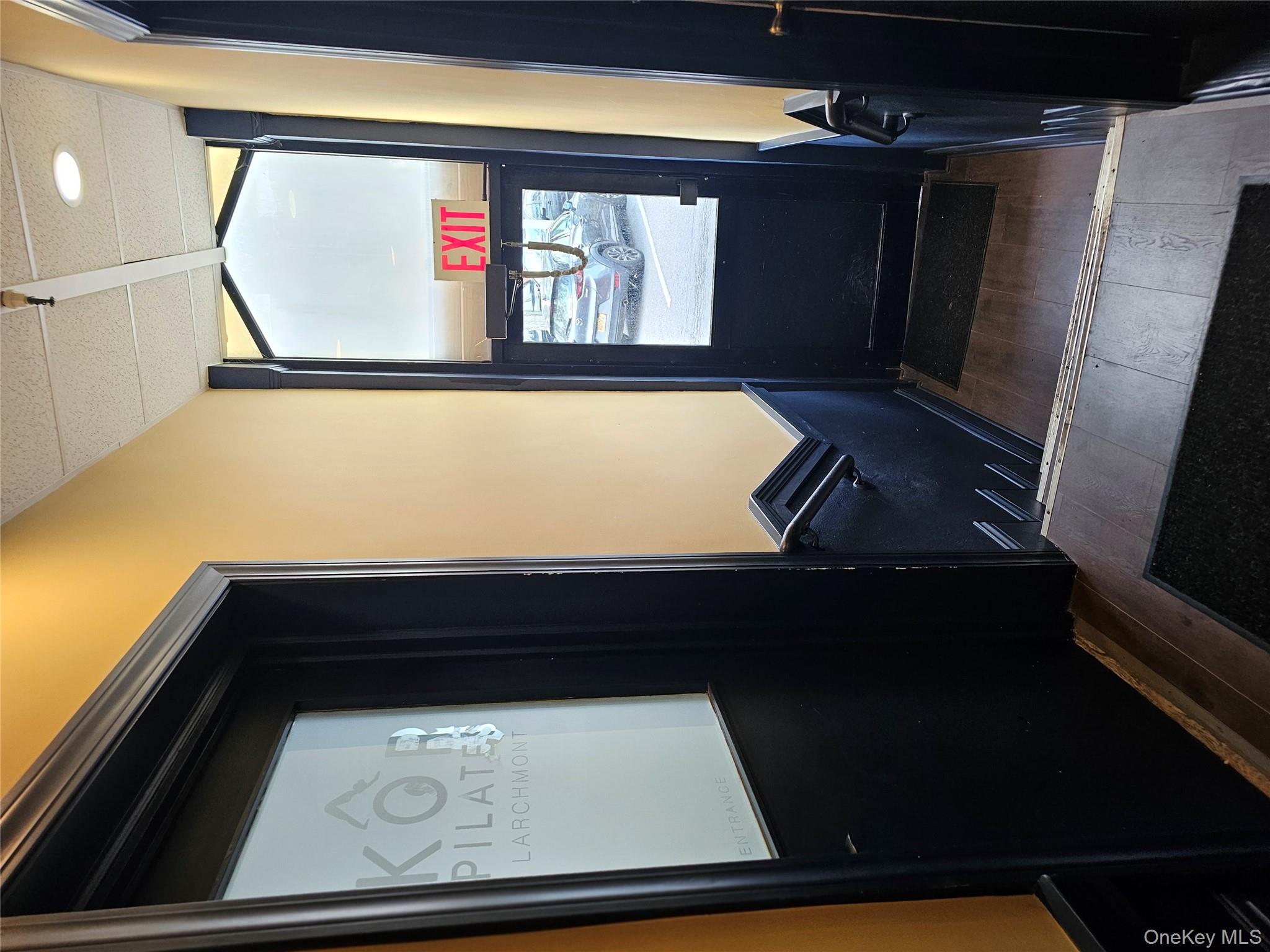 #9 photo, 2094 Boston Post Road, Larchmont , NY 10538