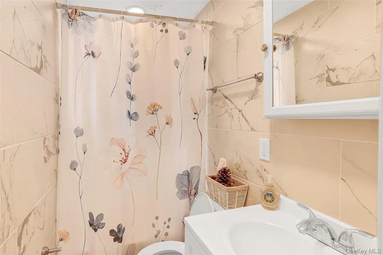 #20 photo, 57 Clinton Avenue, Monticello , NY 12701