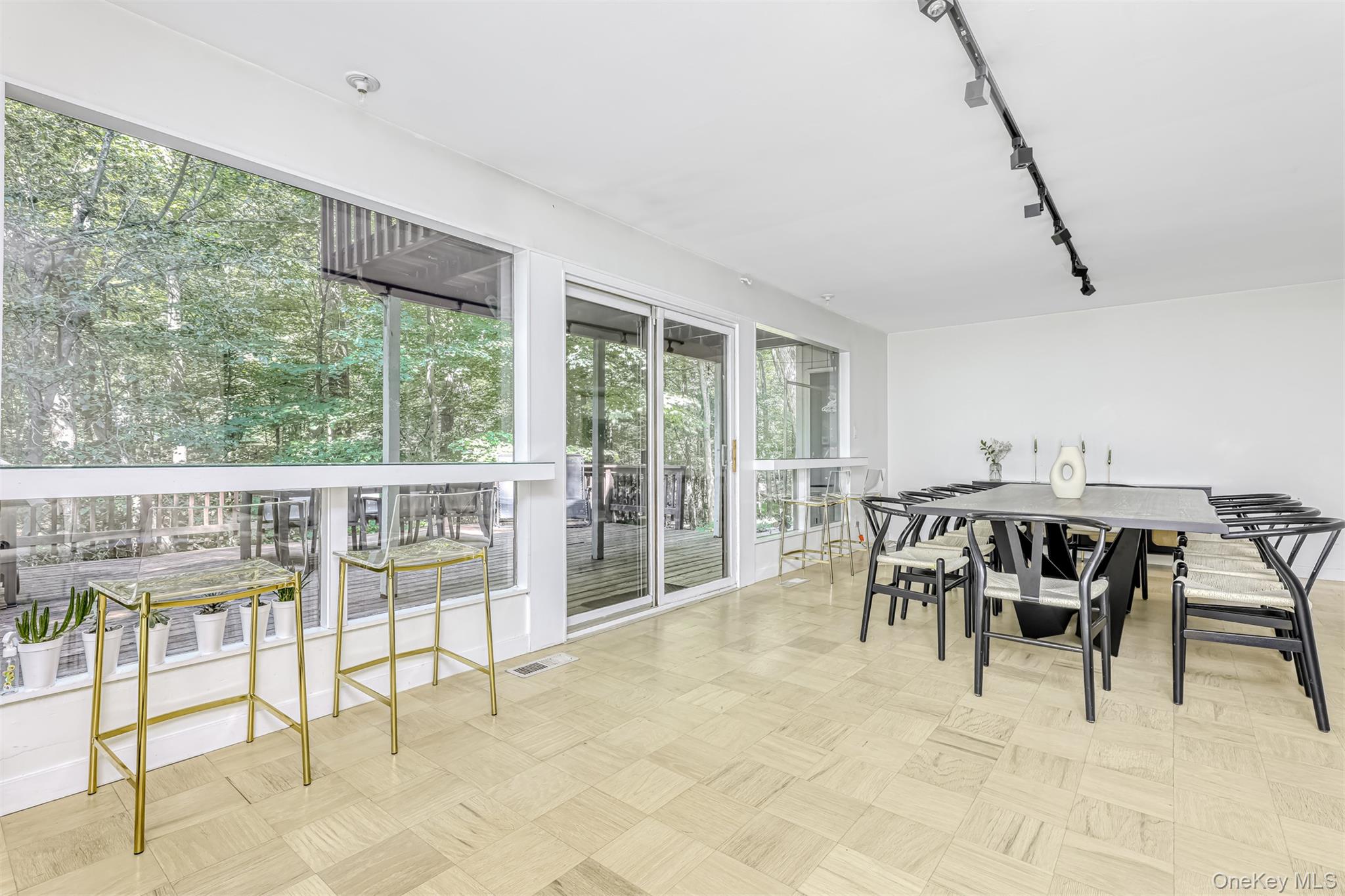 #5 photo, 8 Beaver Hollow Lane, Airmont , NY 10952