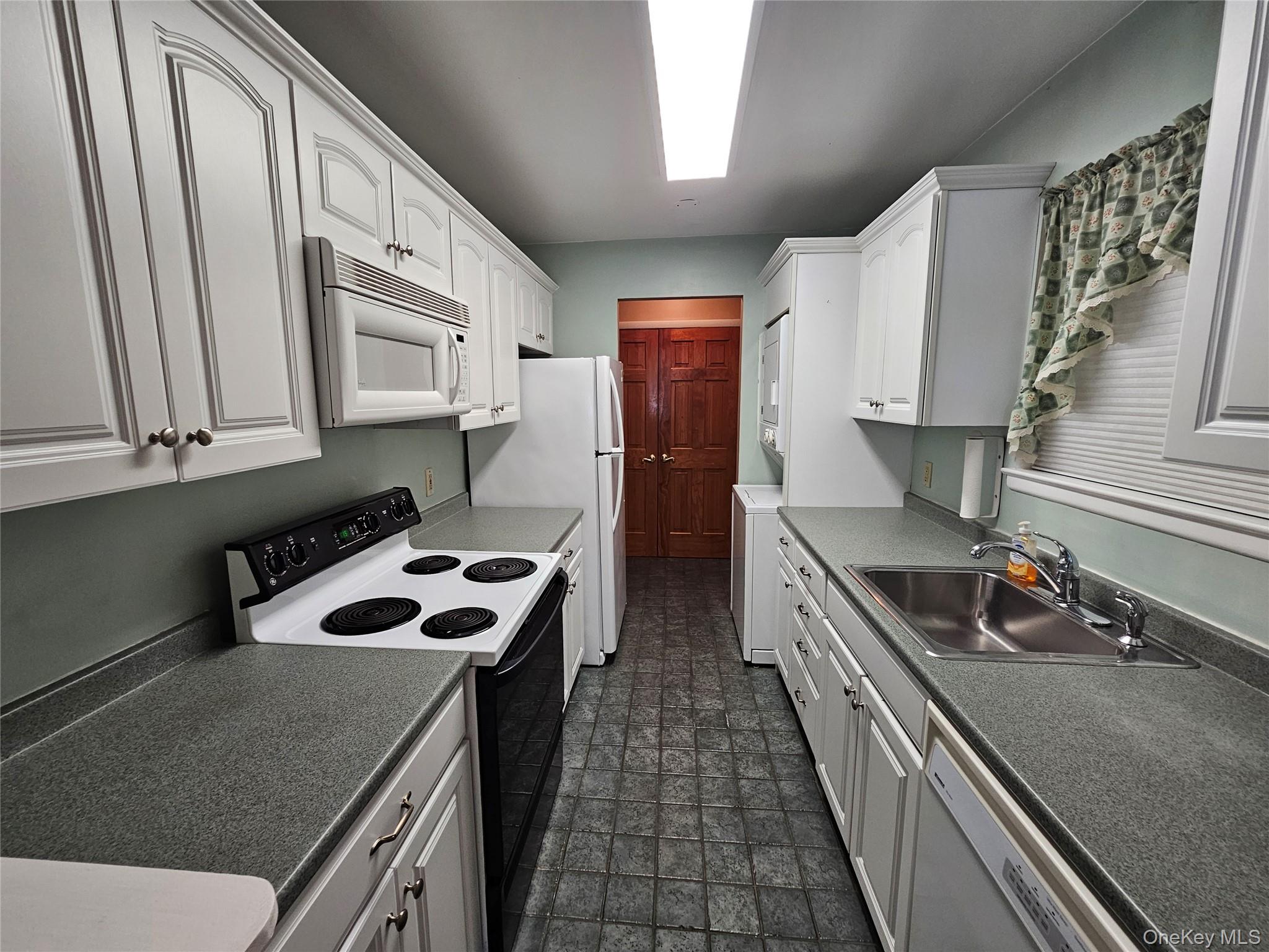 #9 photo, 1 LOUDON Drive, Fishkill , NY 12524