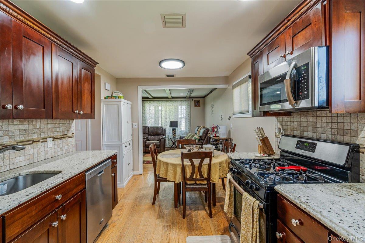 #7 photo, 361 Evans Avenue, ナッソー郡 Oceanside , NY 11572