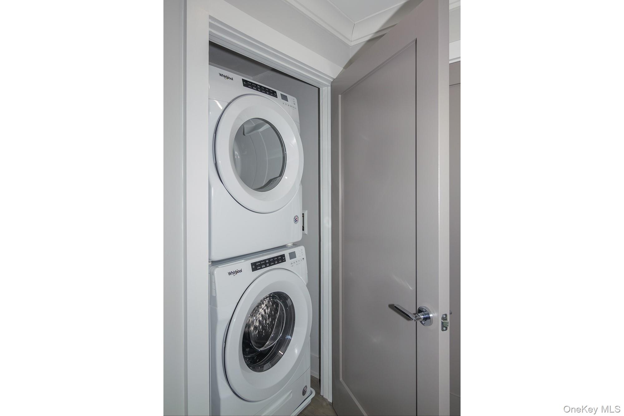 #14 photo, 75 Circle Drive, サフォーク郡 Central Islip , NY 11722