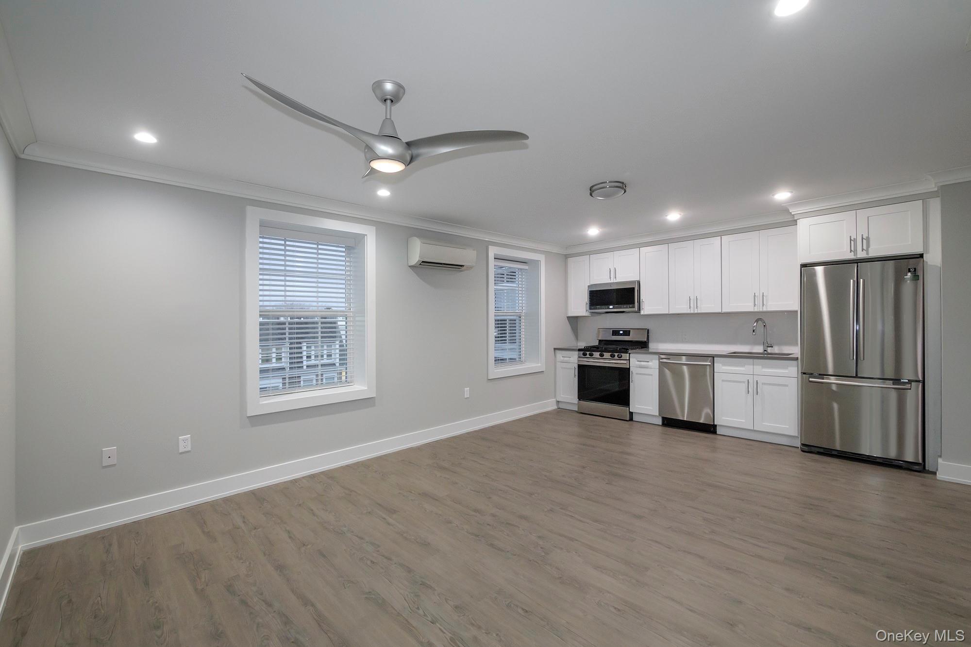 #7 photo, 75 Circle Drive, サフォーク郡 Central Islip , NY 11722