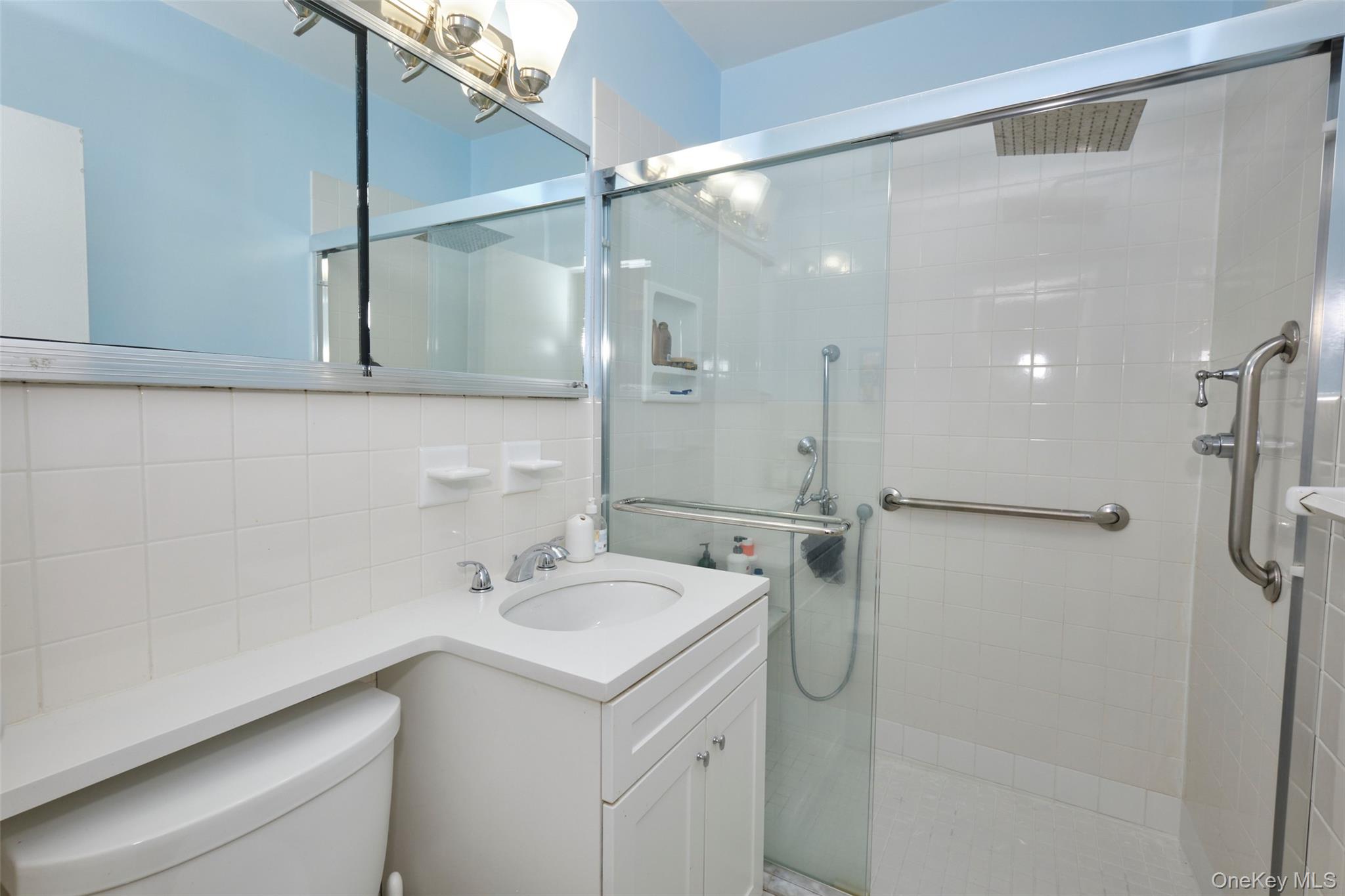 #14 photo, 27110 Grand Central Parkway, クイーンズ区 Floral Park , NY 11005