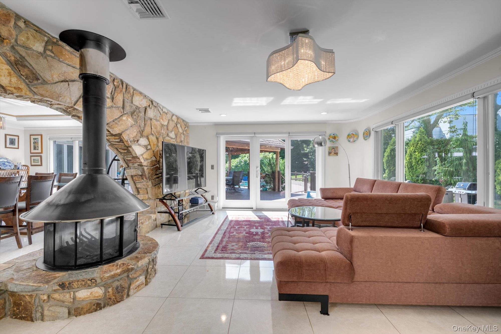 #7 photo, 10 Macy Drive, ナッソー郡 Hewlett Bay Park , NY 11557