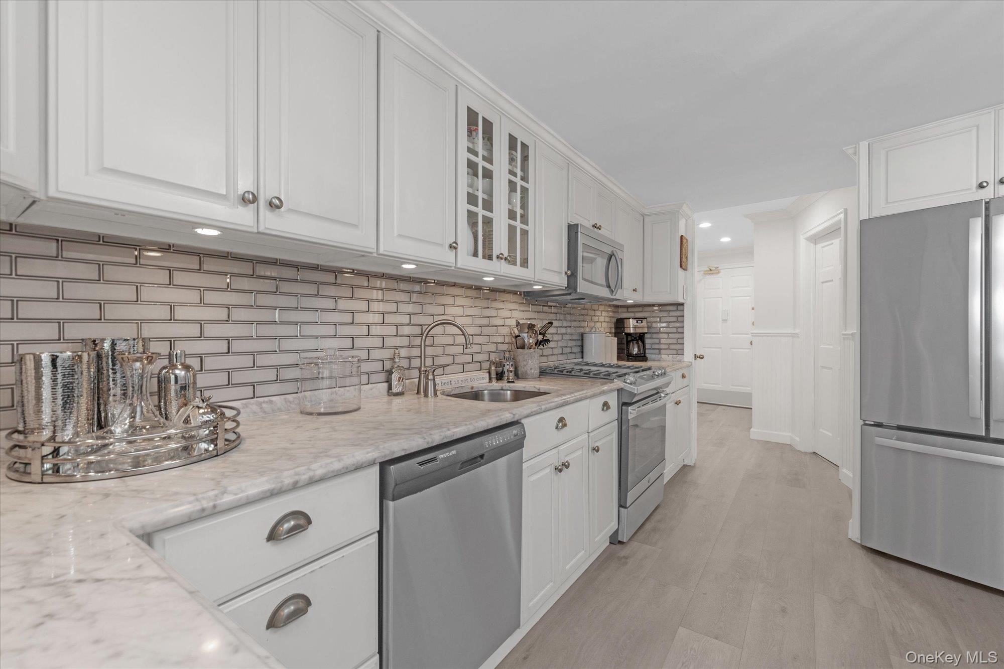 #10 photo, 830 Shore Road, ナッソー郡 Long Beach , NY 11561