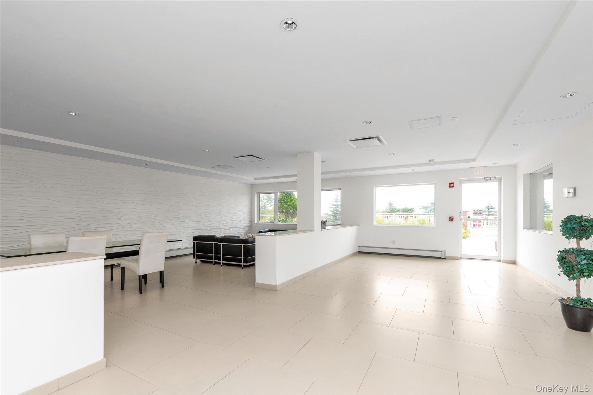 #19 photo, 830 Shore Road, ナッソー郡 Long Beach , NY 11561