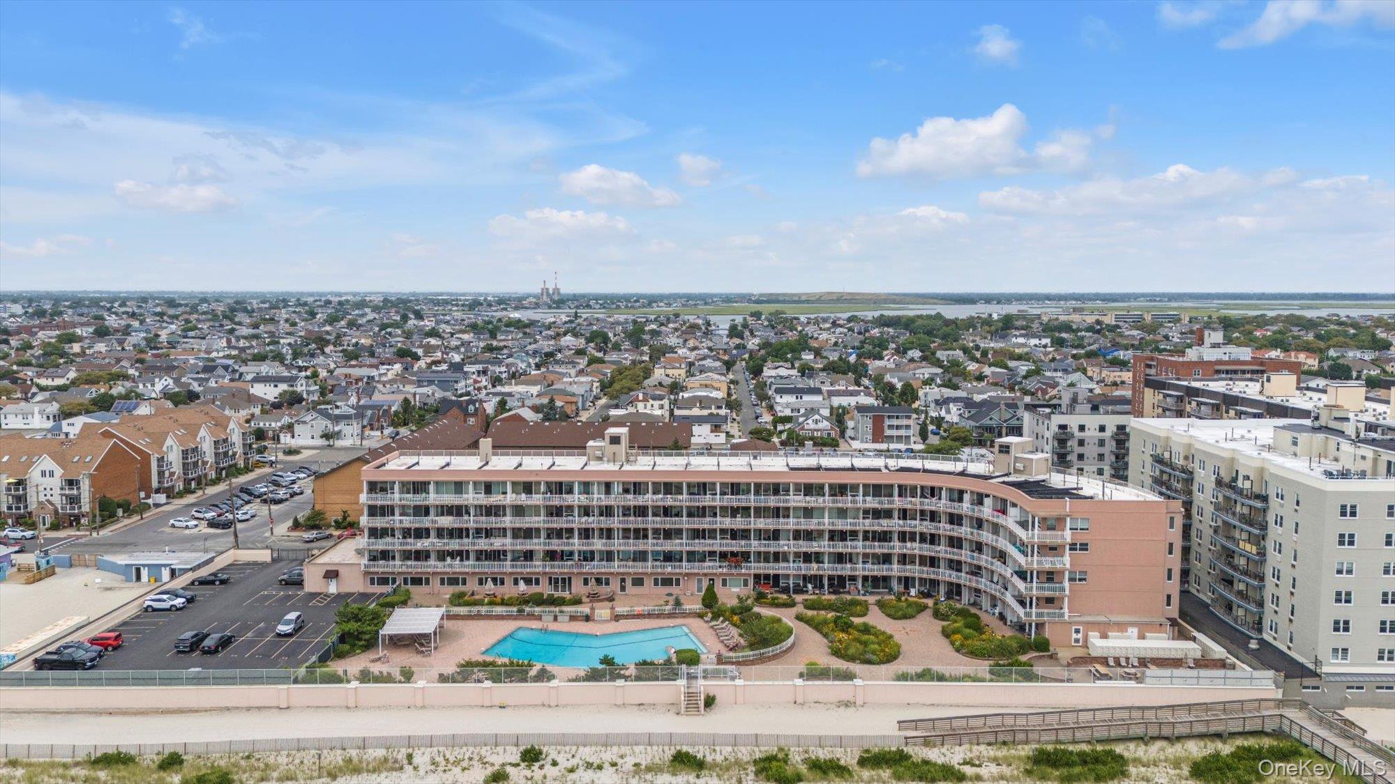 #5 photo, 830 Shore Road, ナッソー郡 Long Beach , NY 11561