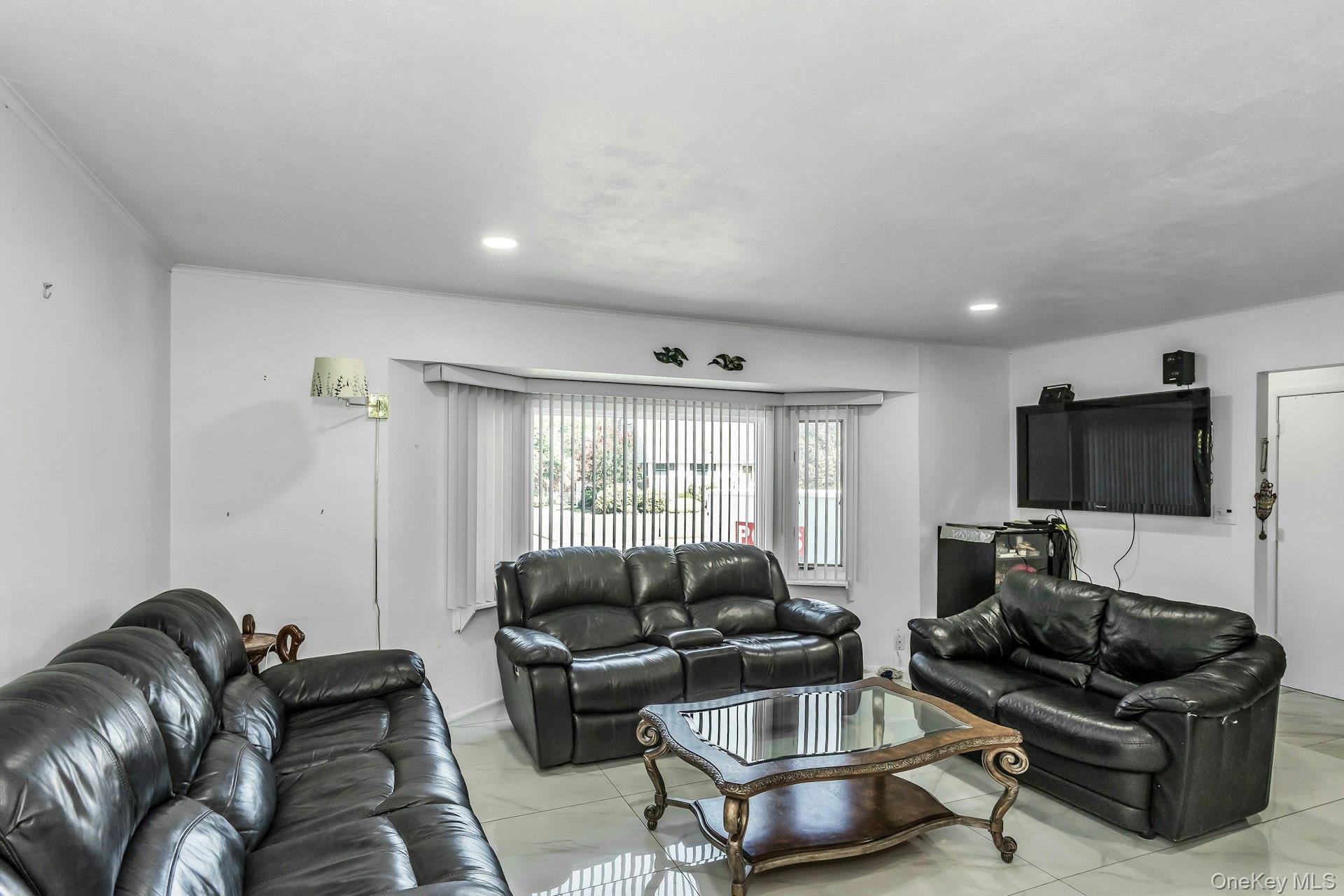 #5 photo, 58 Pasadena Drive, ナッソー郡 Plainview , NY 11803