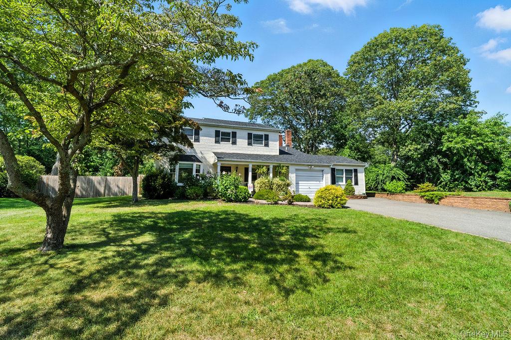 #1 photo, 26 Concord Drive, 东长岛 Holtsville , NY 11742