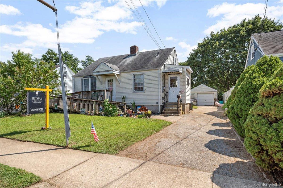 #1 photo, 9 Revere Avenue, ナッソー郡 Bethpage , NY 11714